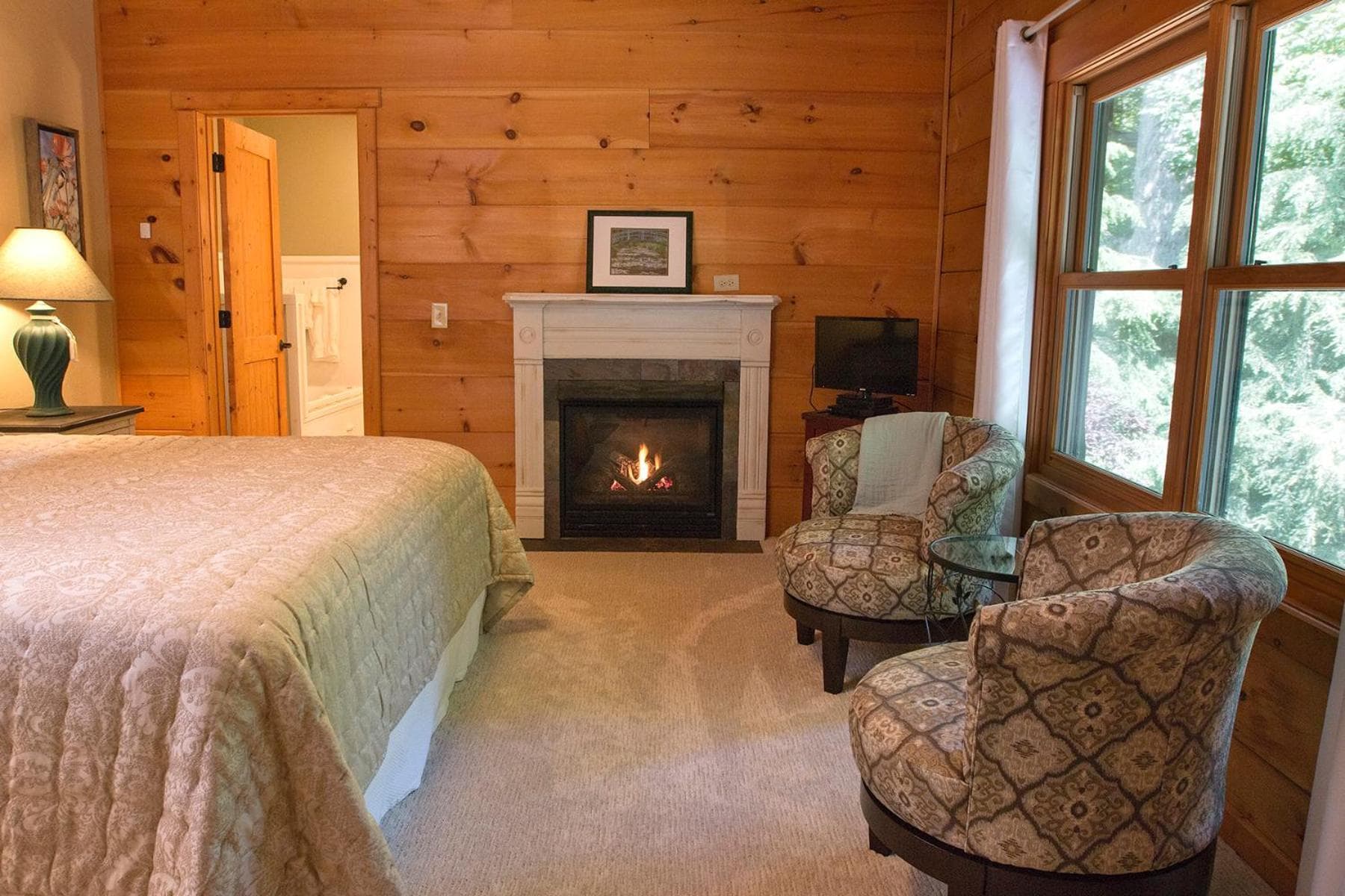 Lazy Bear Lodge