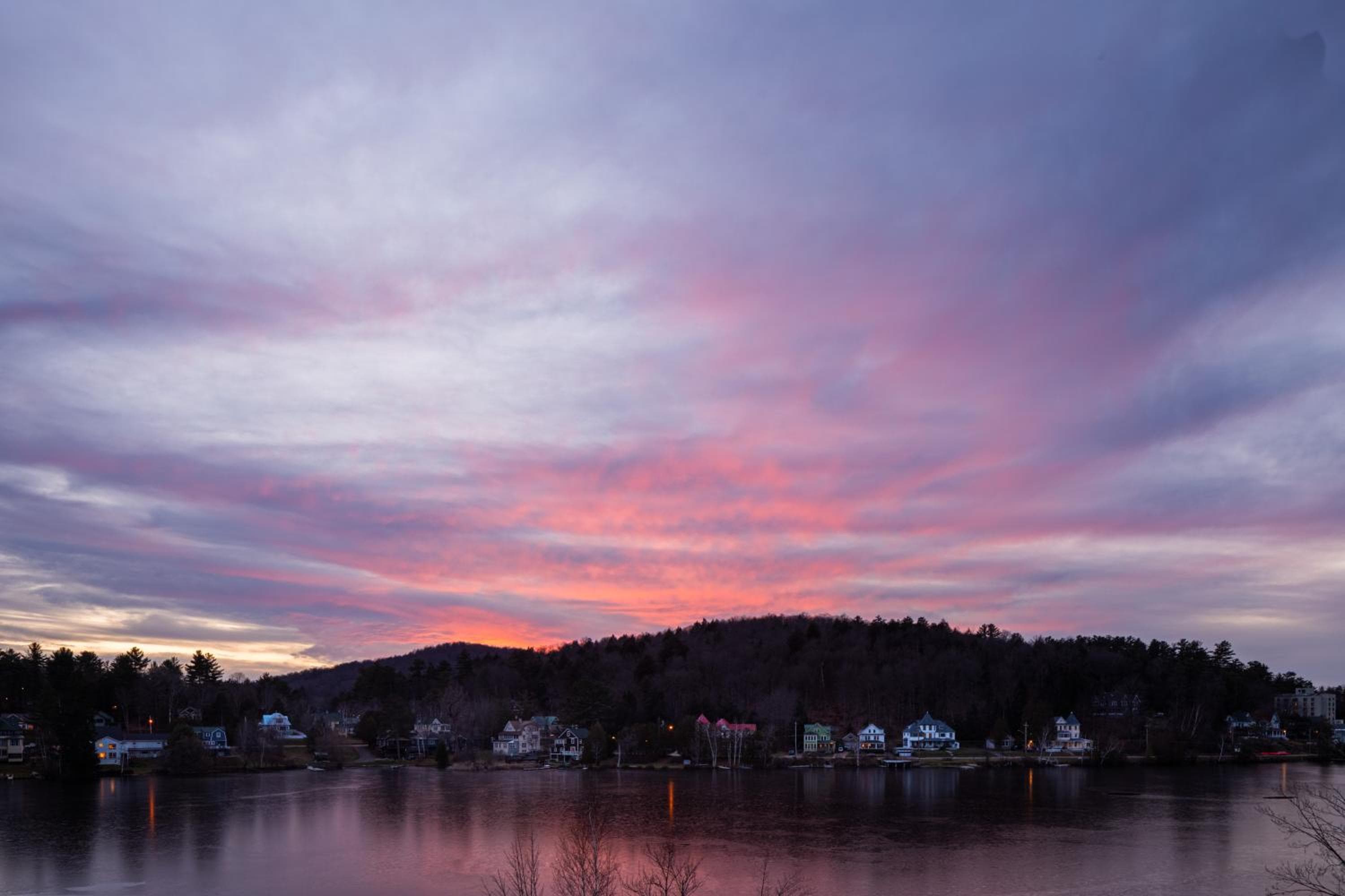 voco Saranac Lake NY - Waterfront by IHG