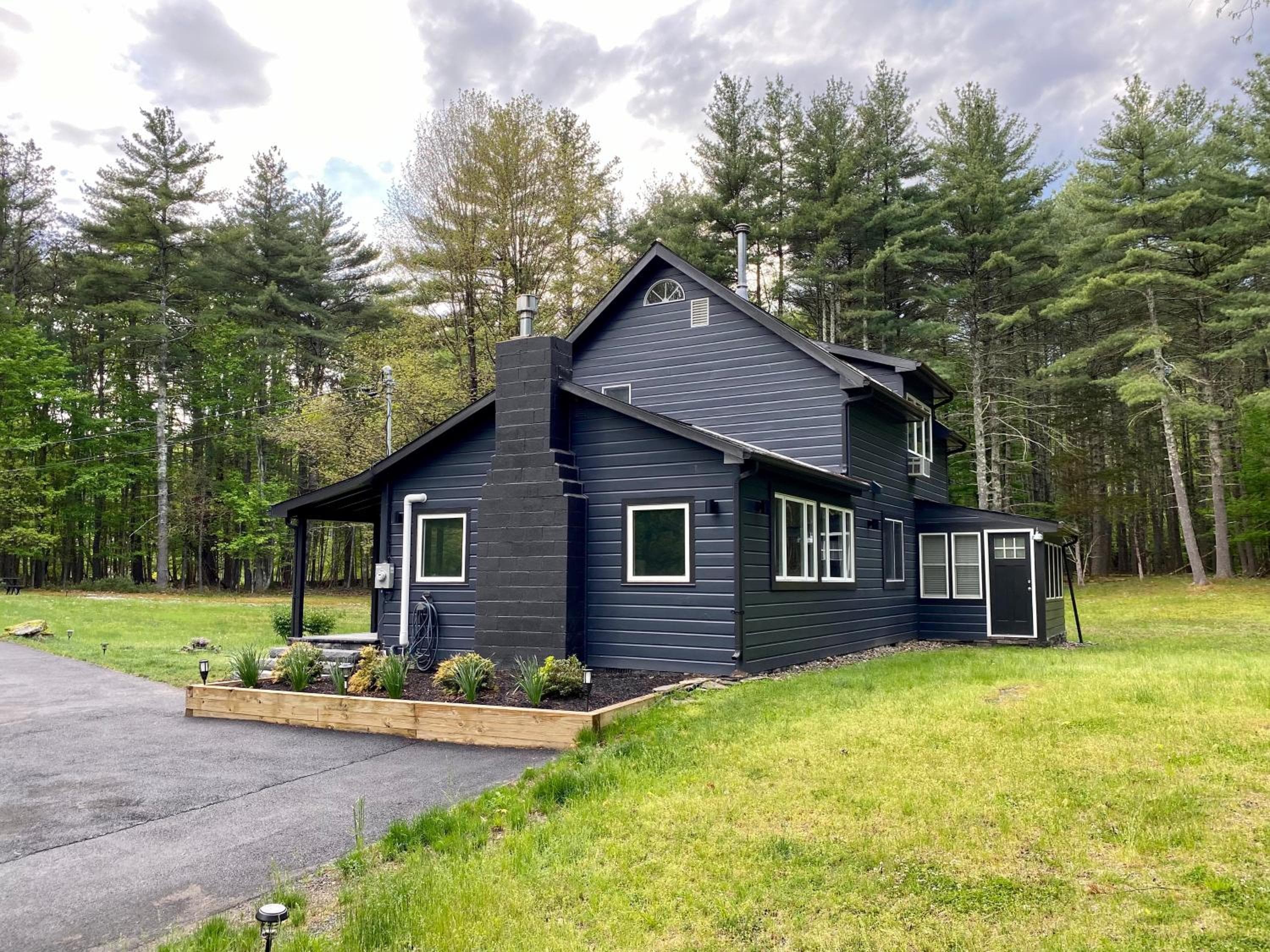 Beautiful Charming Cottage 4 min from Woodstock