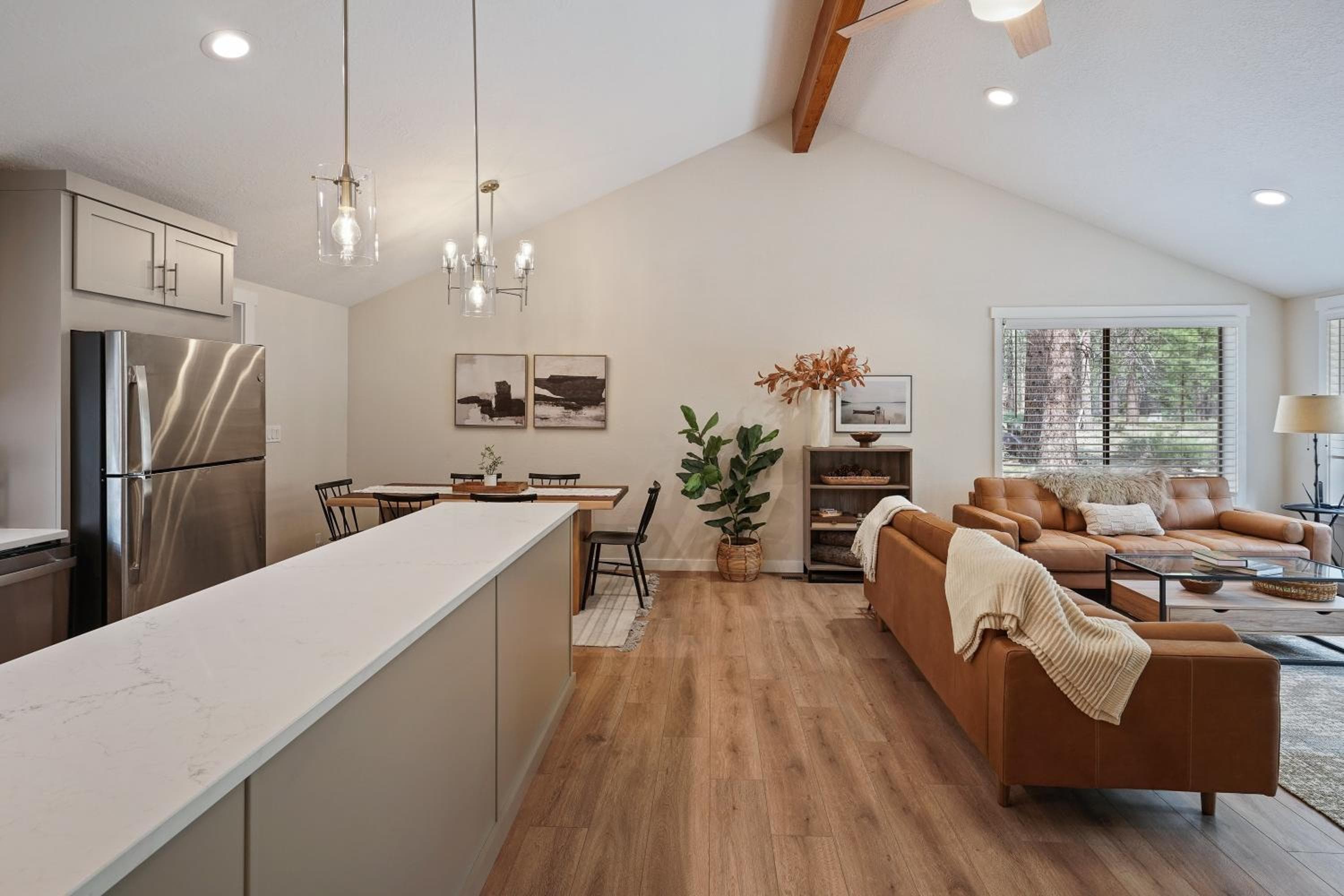 8 Quartz Mountain home