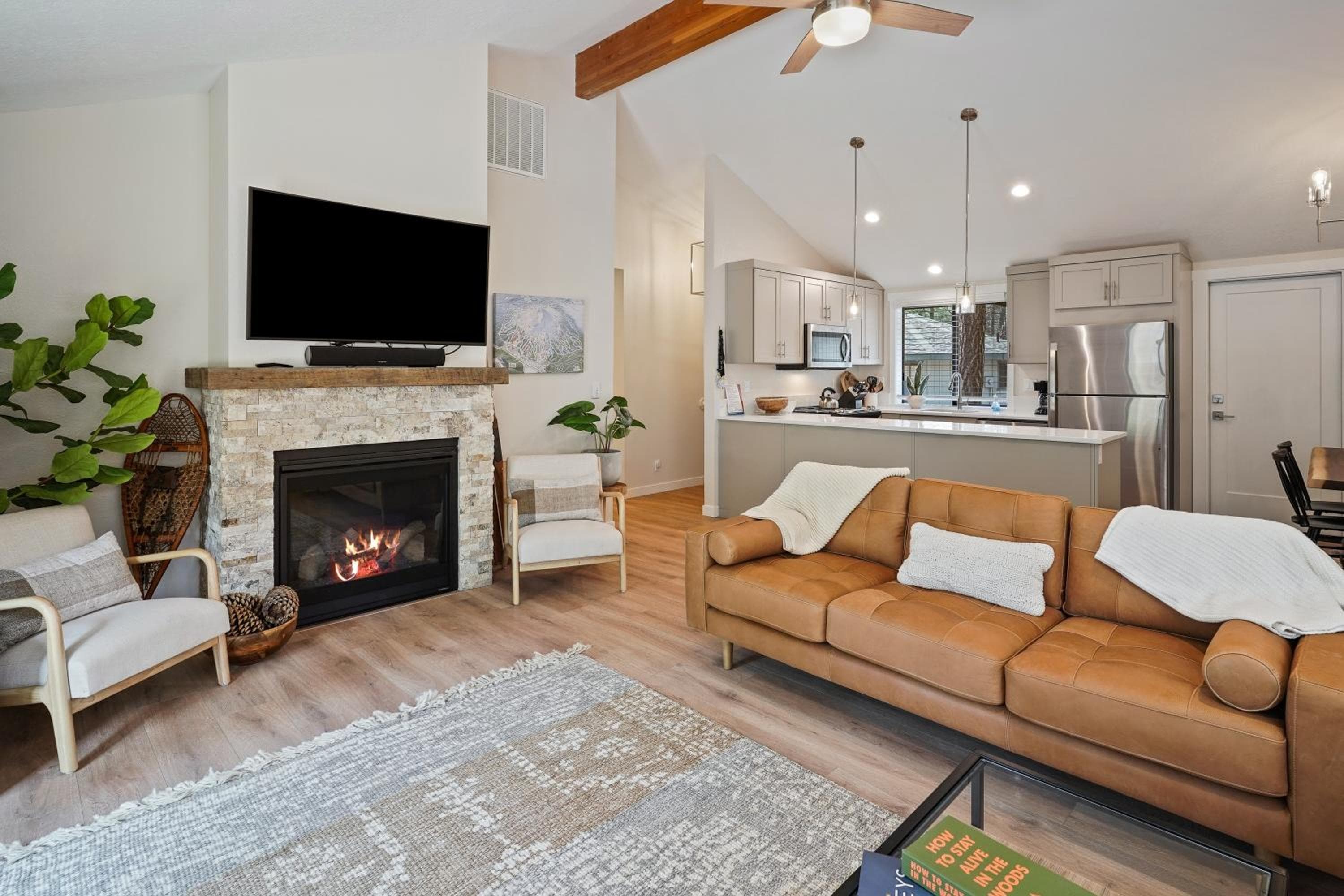 8 Quartz Mountain home
