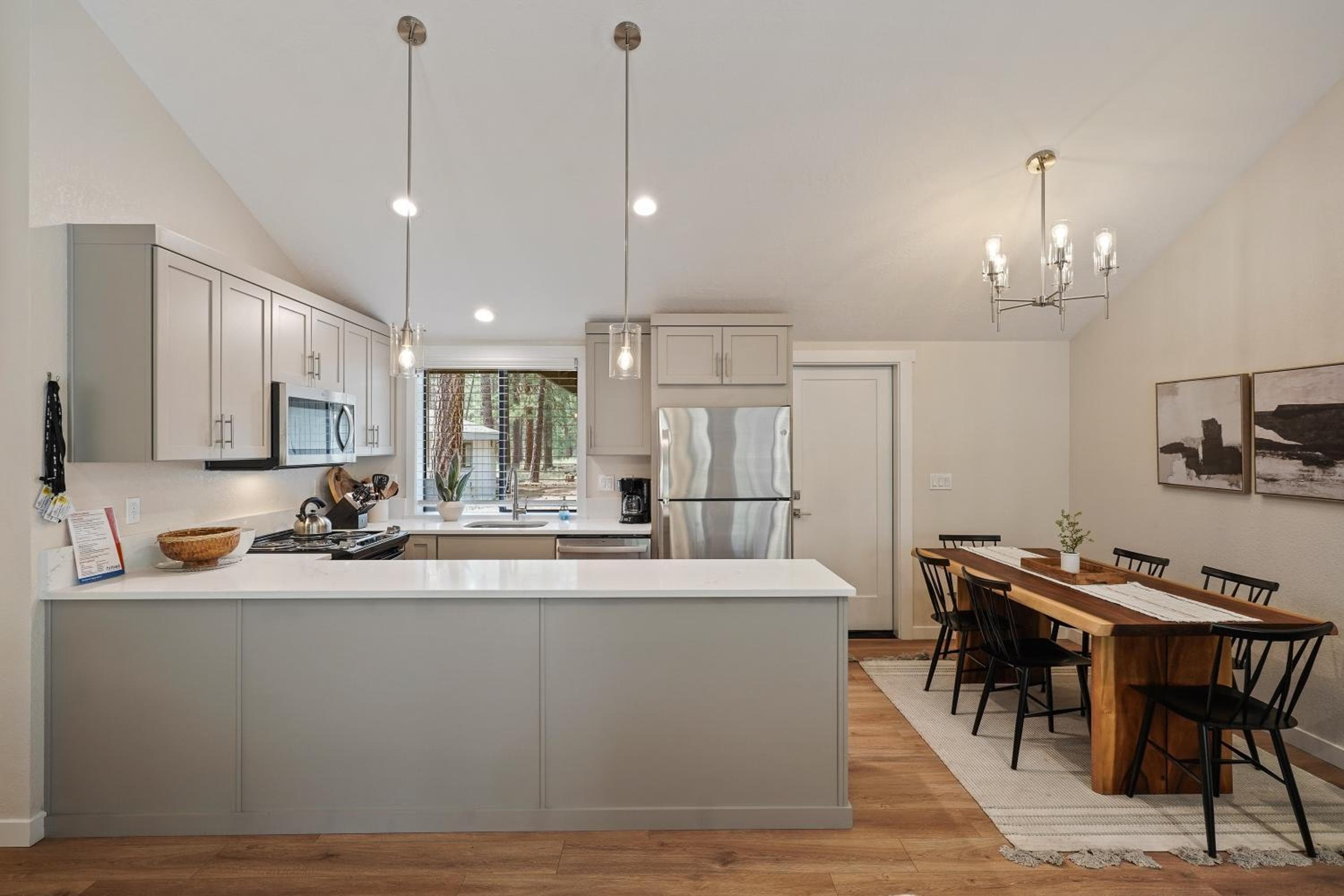 8 Quartz Mountain home
