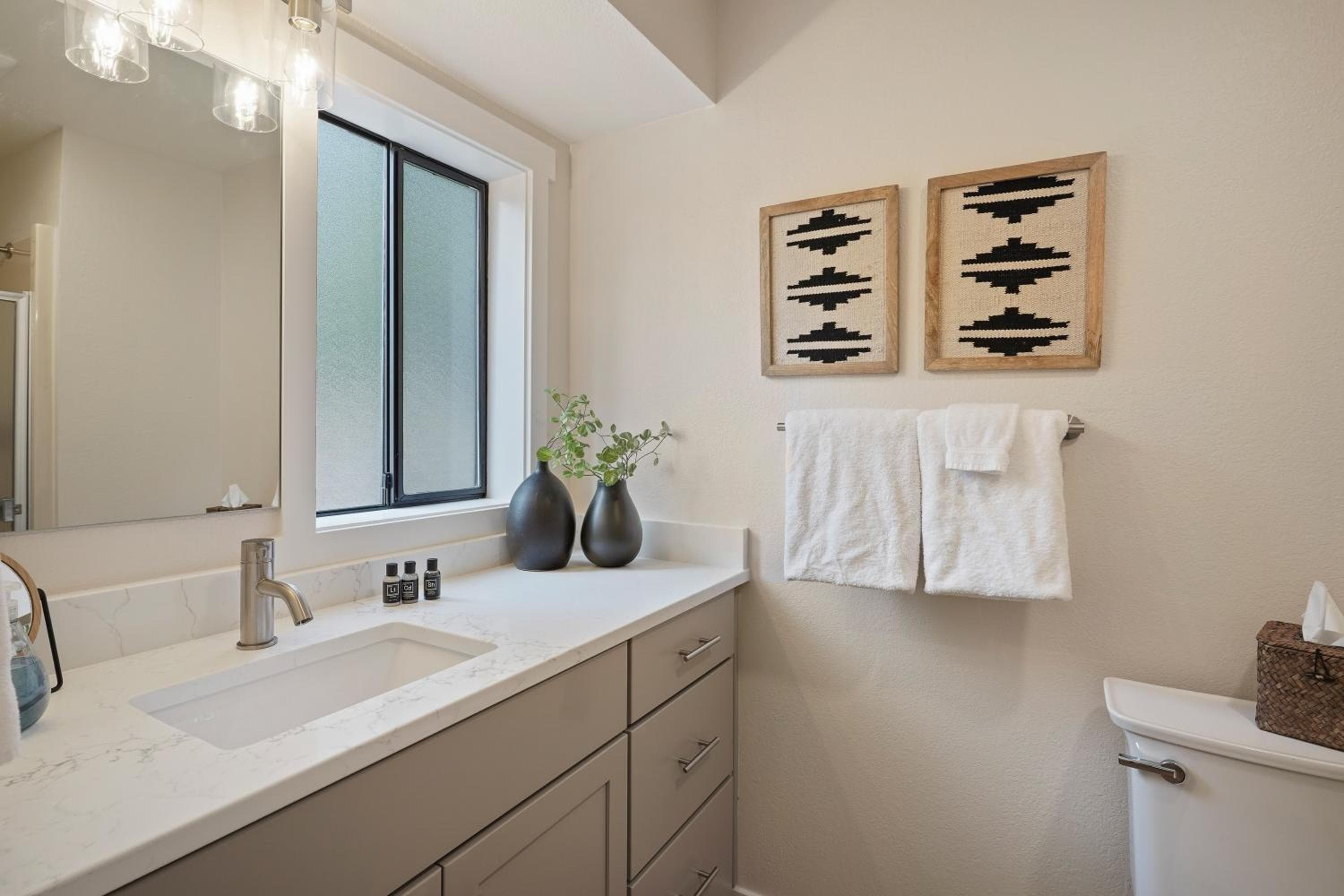 8 Quartz Mountain home