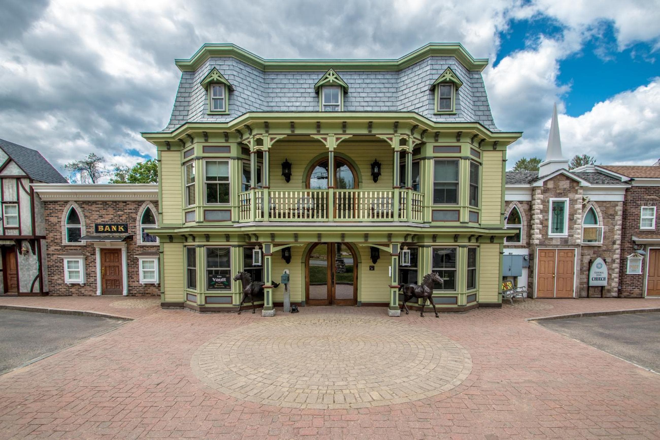 Adventure Suites