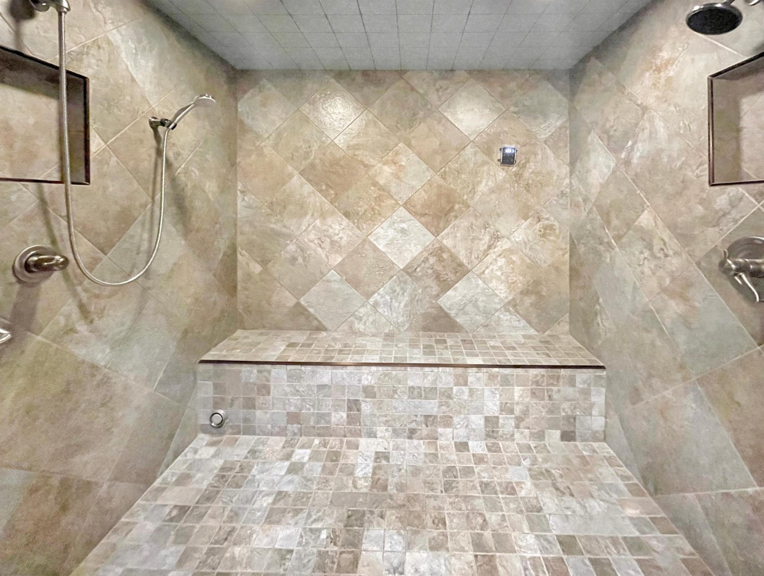Large Luxury Home, Close to Whiteface, Lake Placid