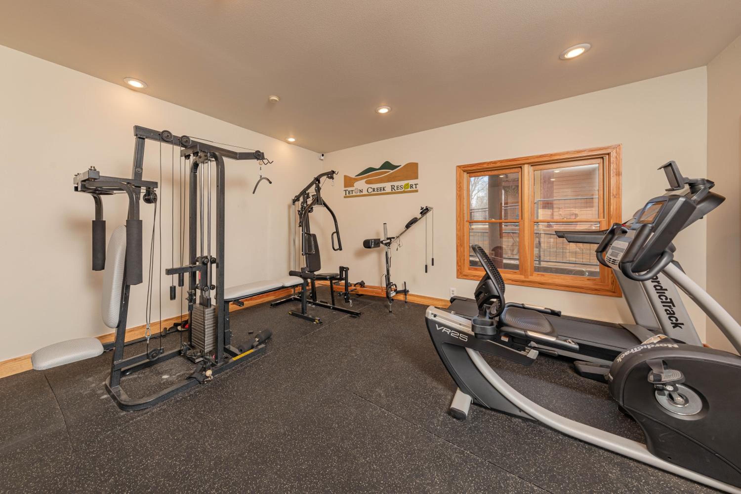 Targhee Rentals 122 in Driggs Idaho near Grand Targhee Ski Resort King Size Bed