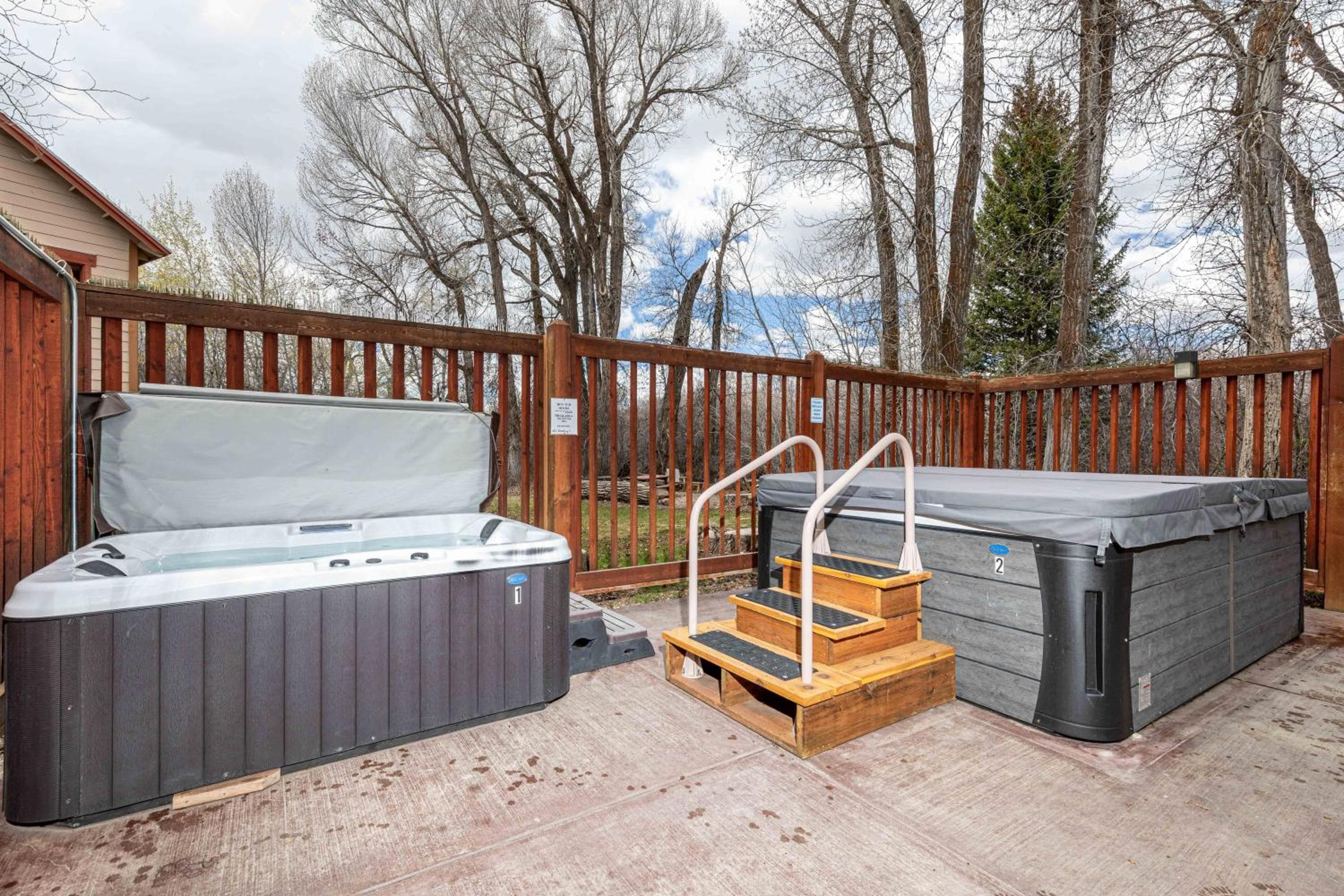 Targhee Rentals 122 in Driggs Idaho near Grand Targhee Ski Resort King Size Bed