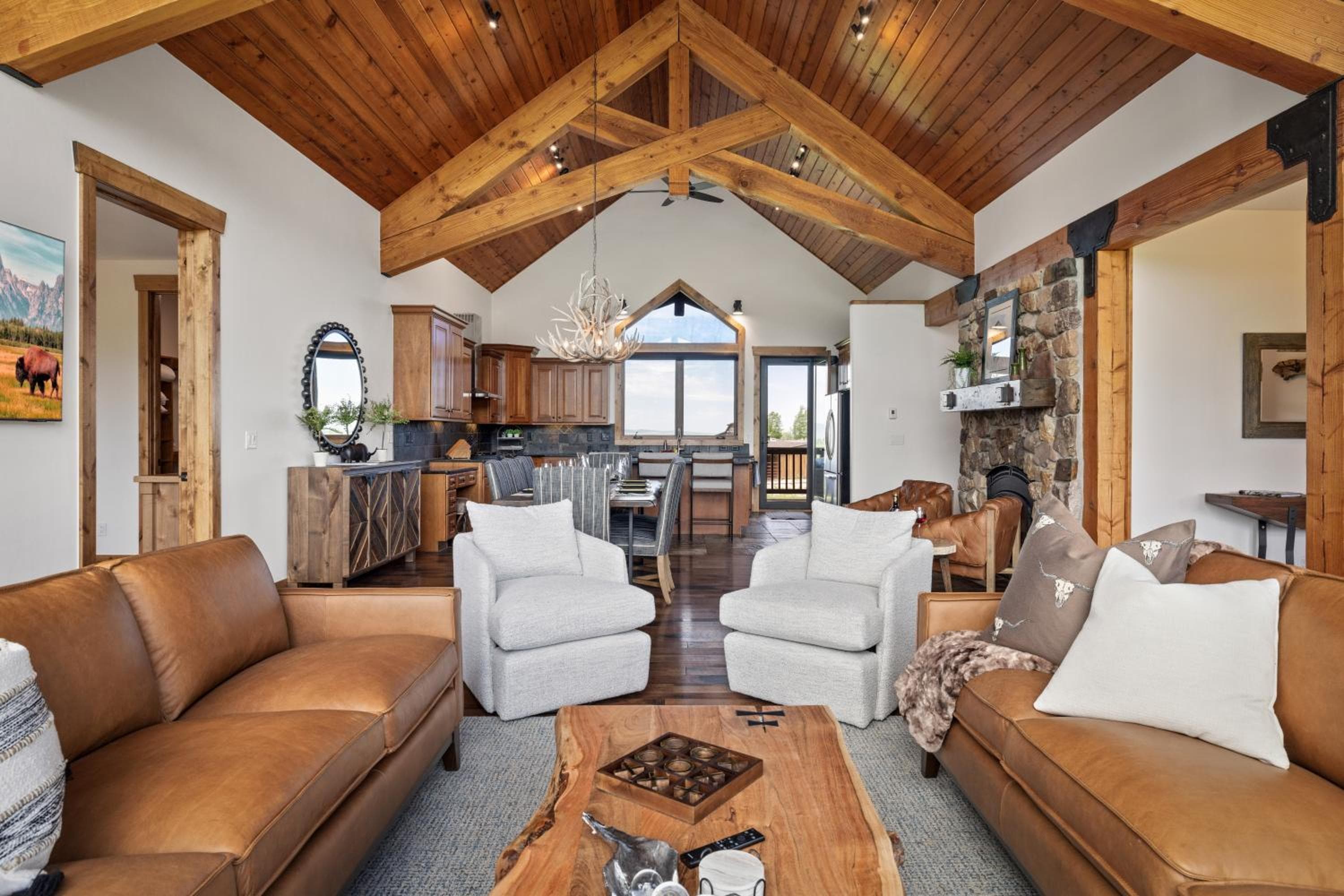 Teton Melody by KABINO Partial Air Conditioning Hot Tub FirePit Foosball Telescope Games WiFi Grill Mtn Views