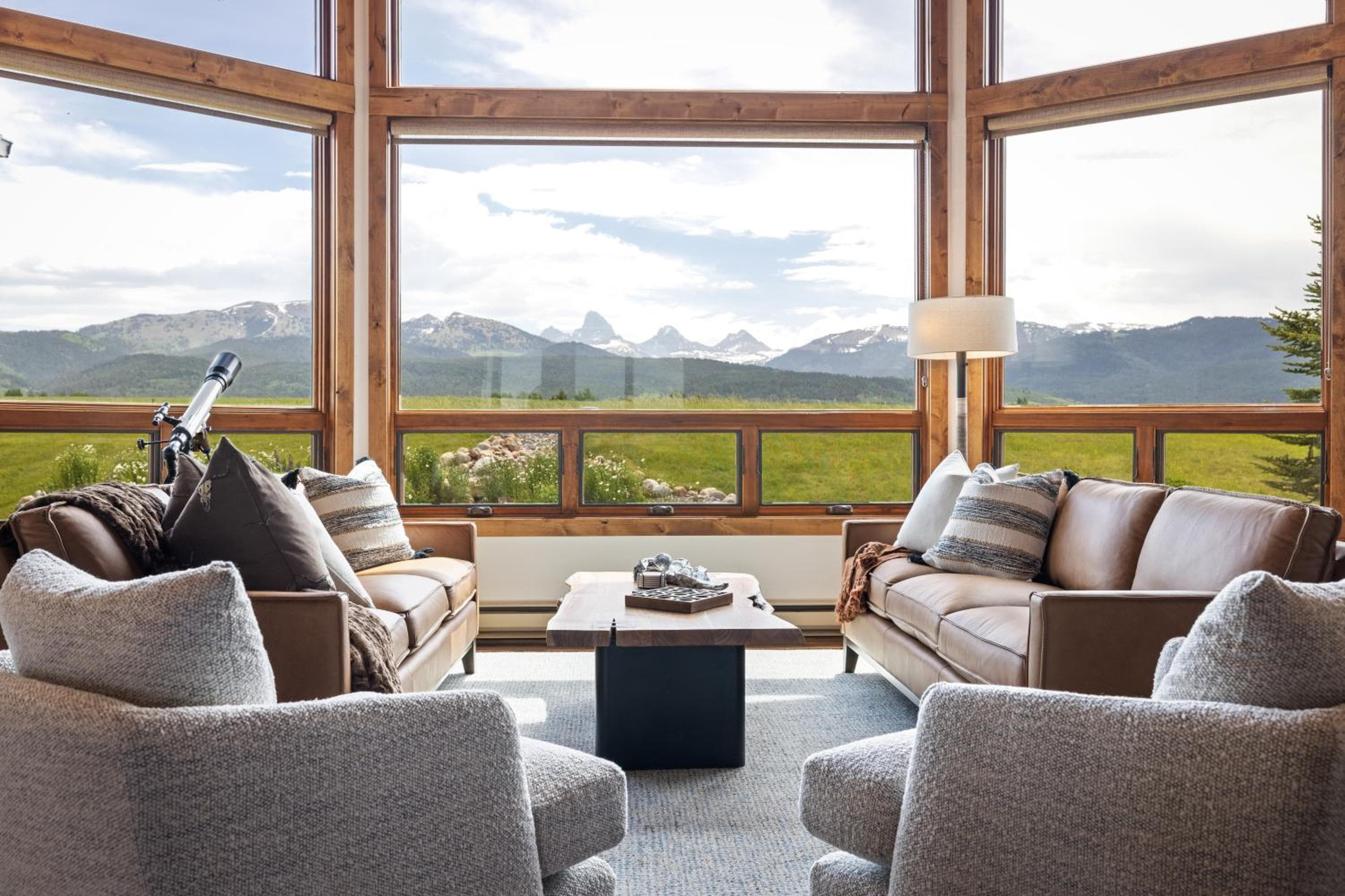 Teton Melody by KABINO Partial Air Conditioning Hot Tub FirePit Foosball Telescope Games WiFi Grill Mtn Views