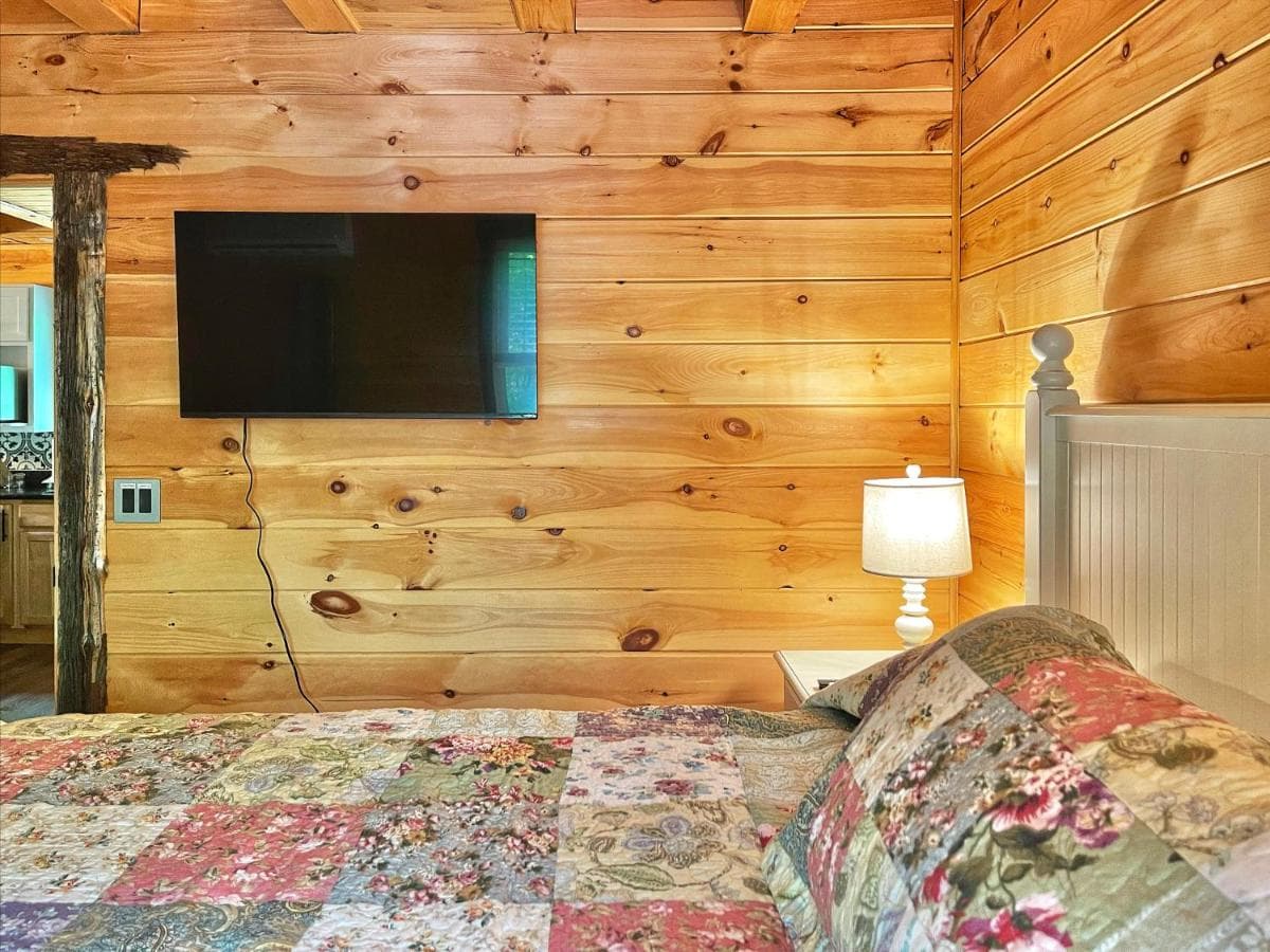 Luxury ADK Retreat Near Whiteface, Lake Placid