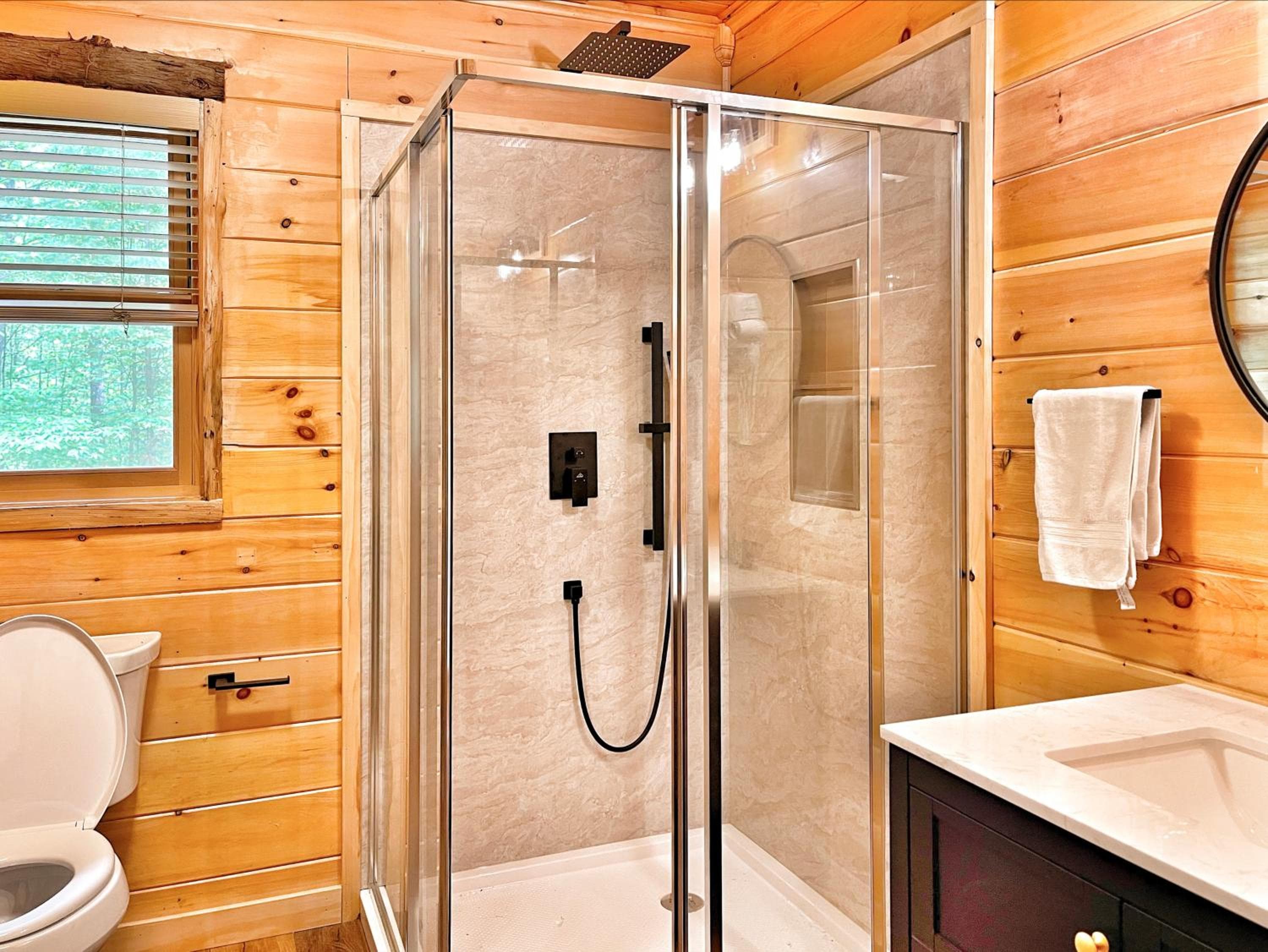 Luxury ADK Retreat Near Whiteface, Lake Placid
