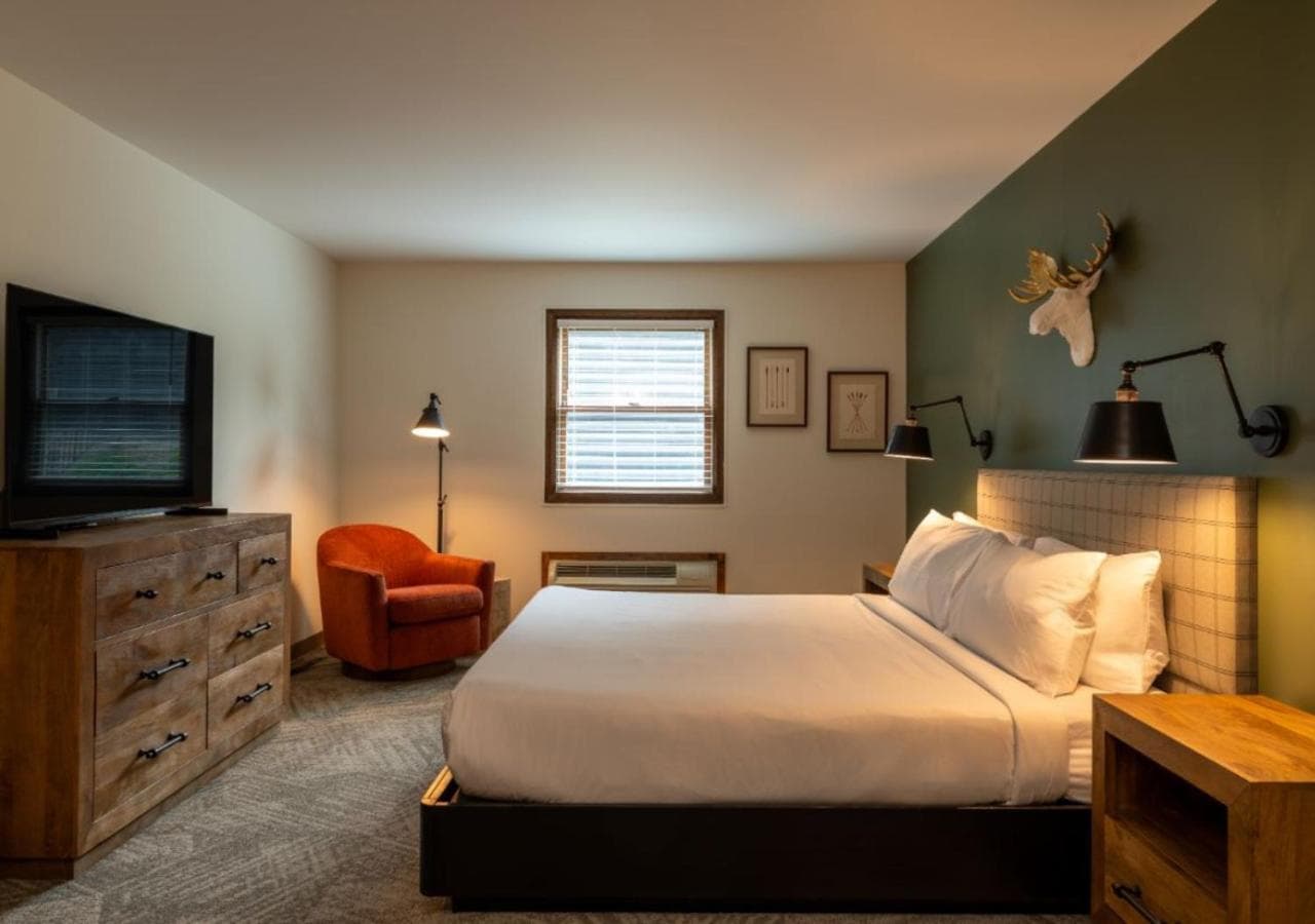 Lodge at Schroon Lake
