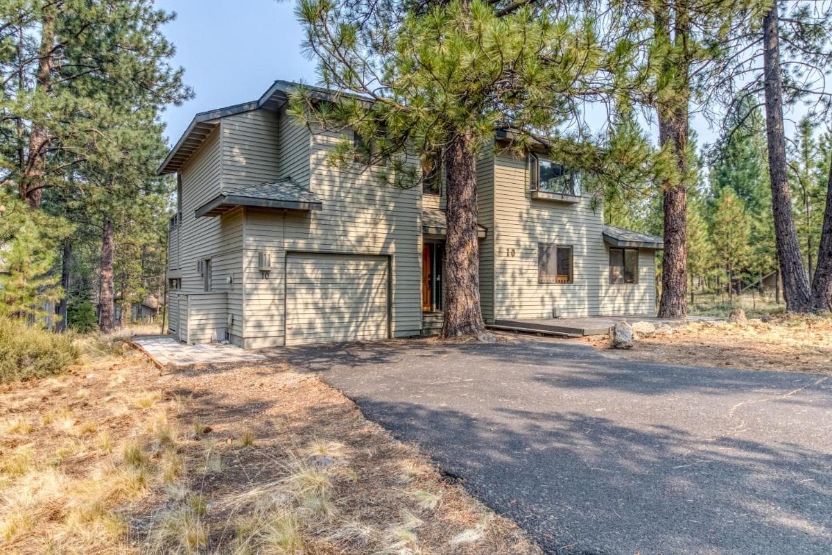 Great Kitchen, AC, SHARC Access, Hot Tub, Bring Pet!