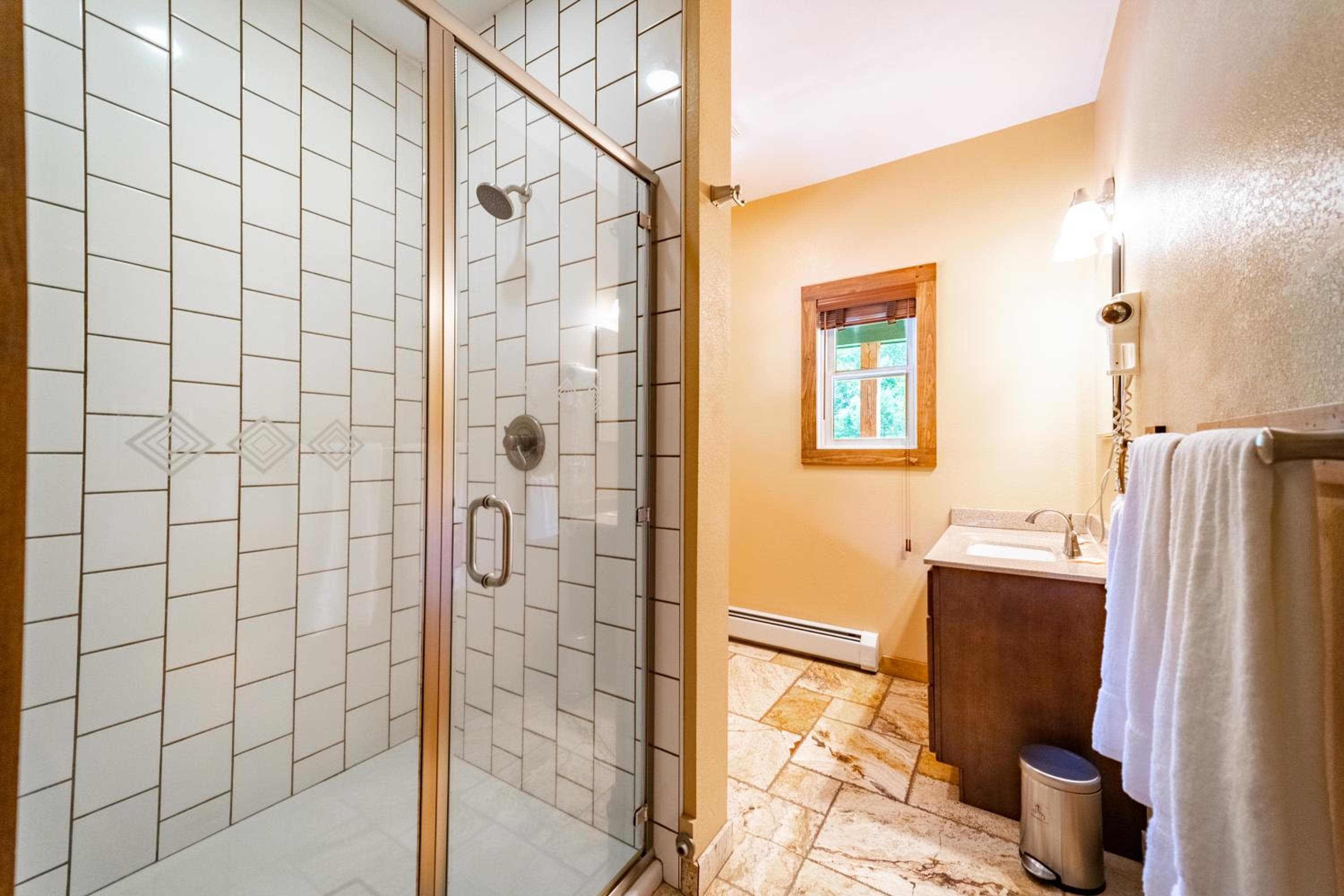 Large Luxury Home, Close to Whiteface, Lake Placid