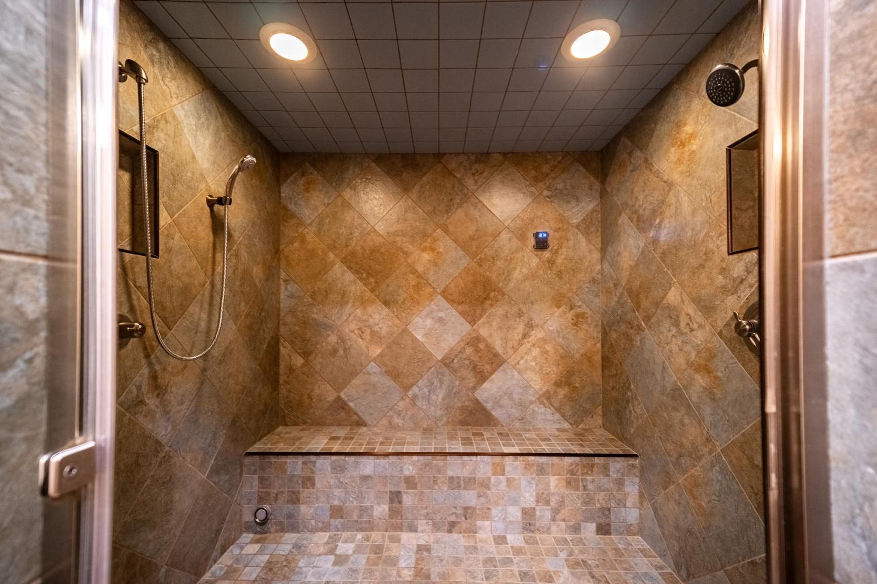 Large Luxury Home, Close to Whiteface, Lake Placid