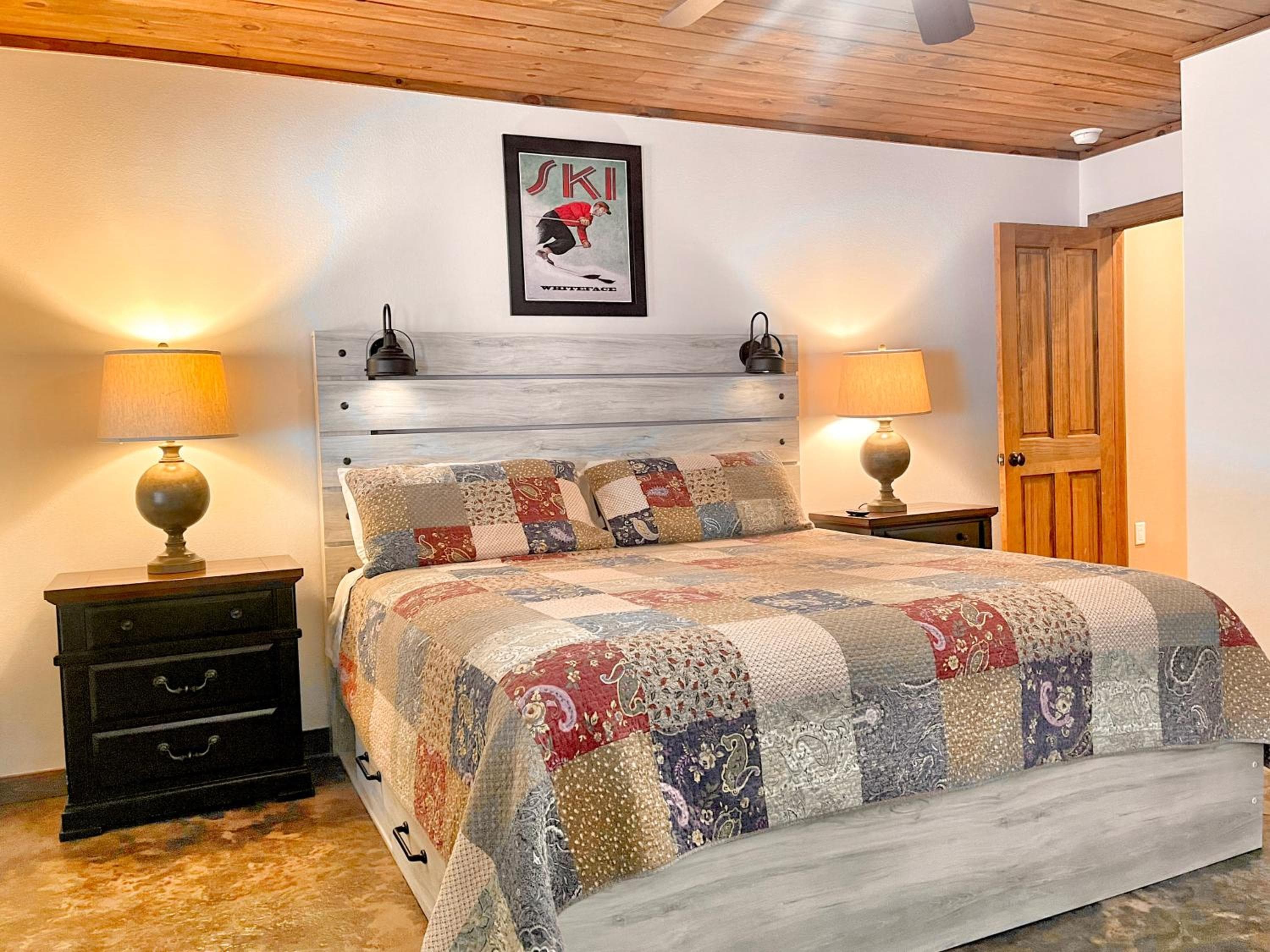 Large Luxury Home, Close to Whiteface, Lake Placid