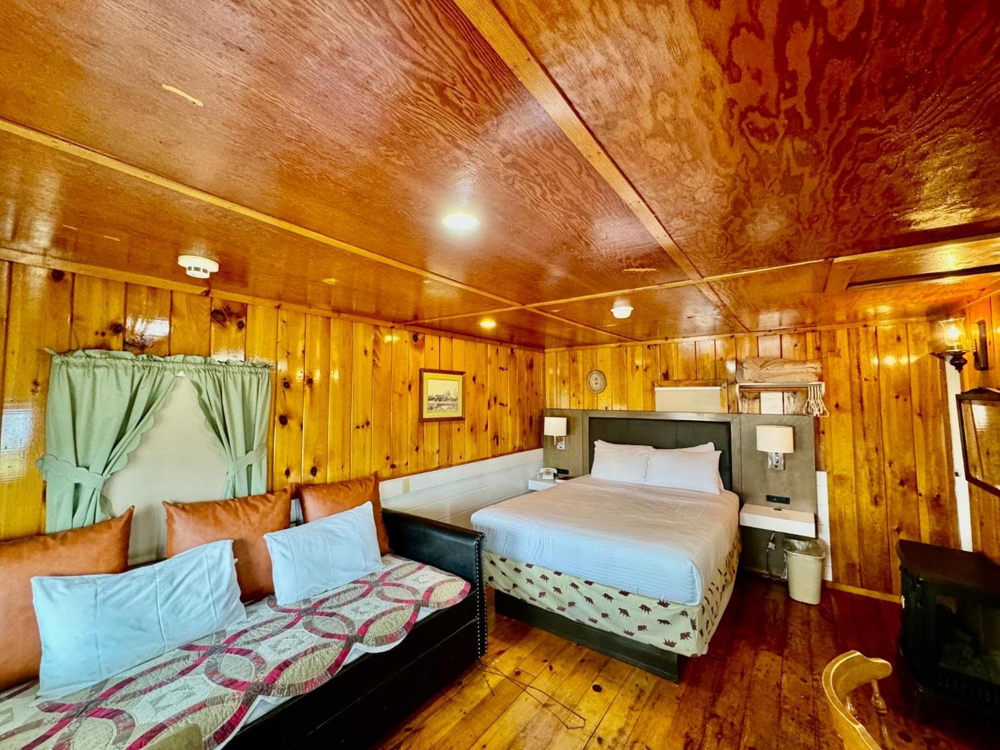 Merrill Farm Inn
