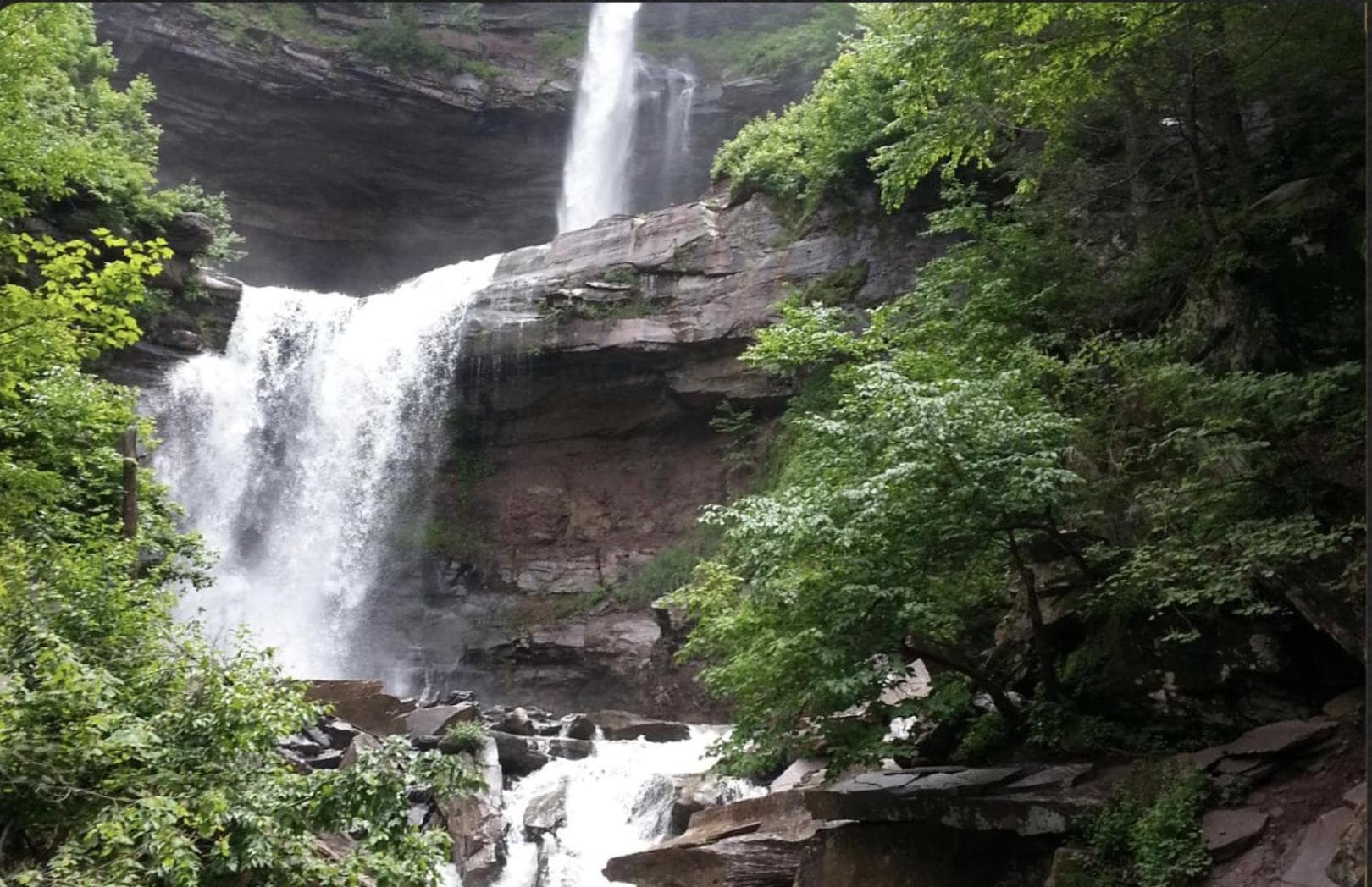 Catskill MNTN Escape 5 BR 3 bath Villa Hot Tub Fire Pit Best Group Stay