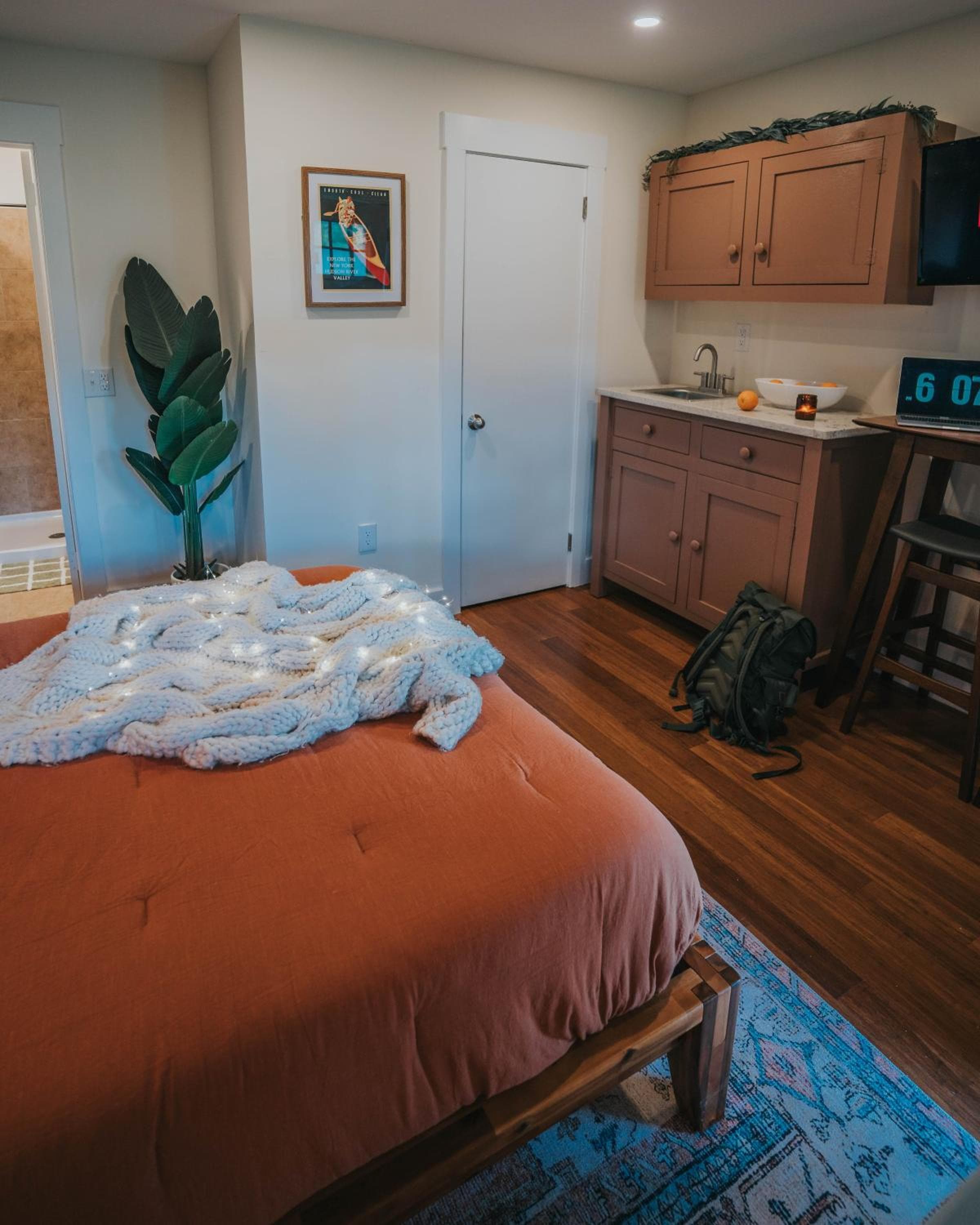 The Willow, Catskill