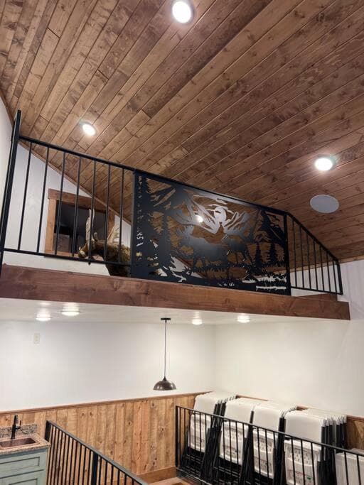 Moose Lodge
