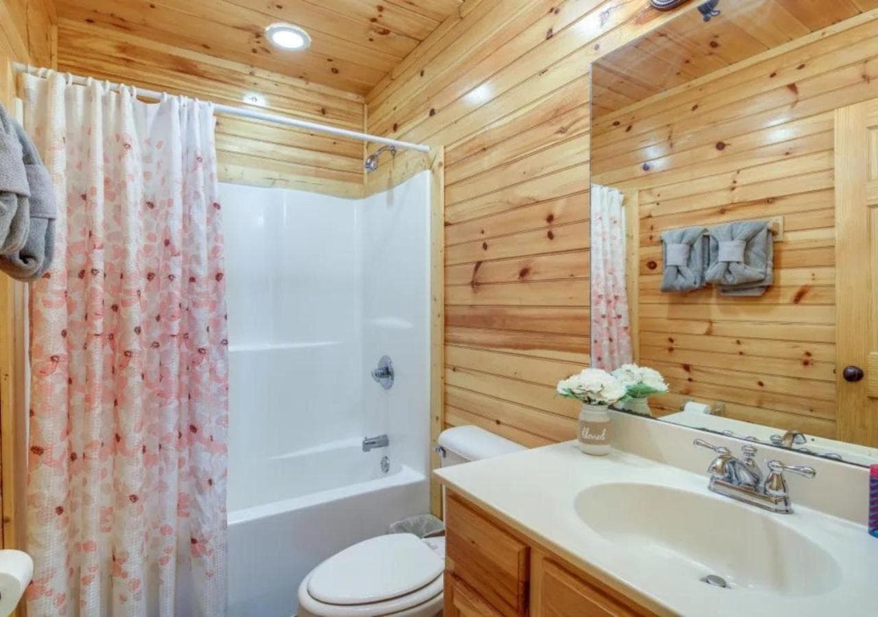 Family Cabin with Hot Tub, Theater, Game Room, Wifi, & Sauna