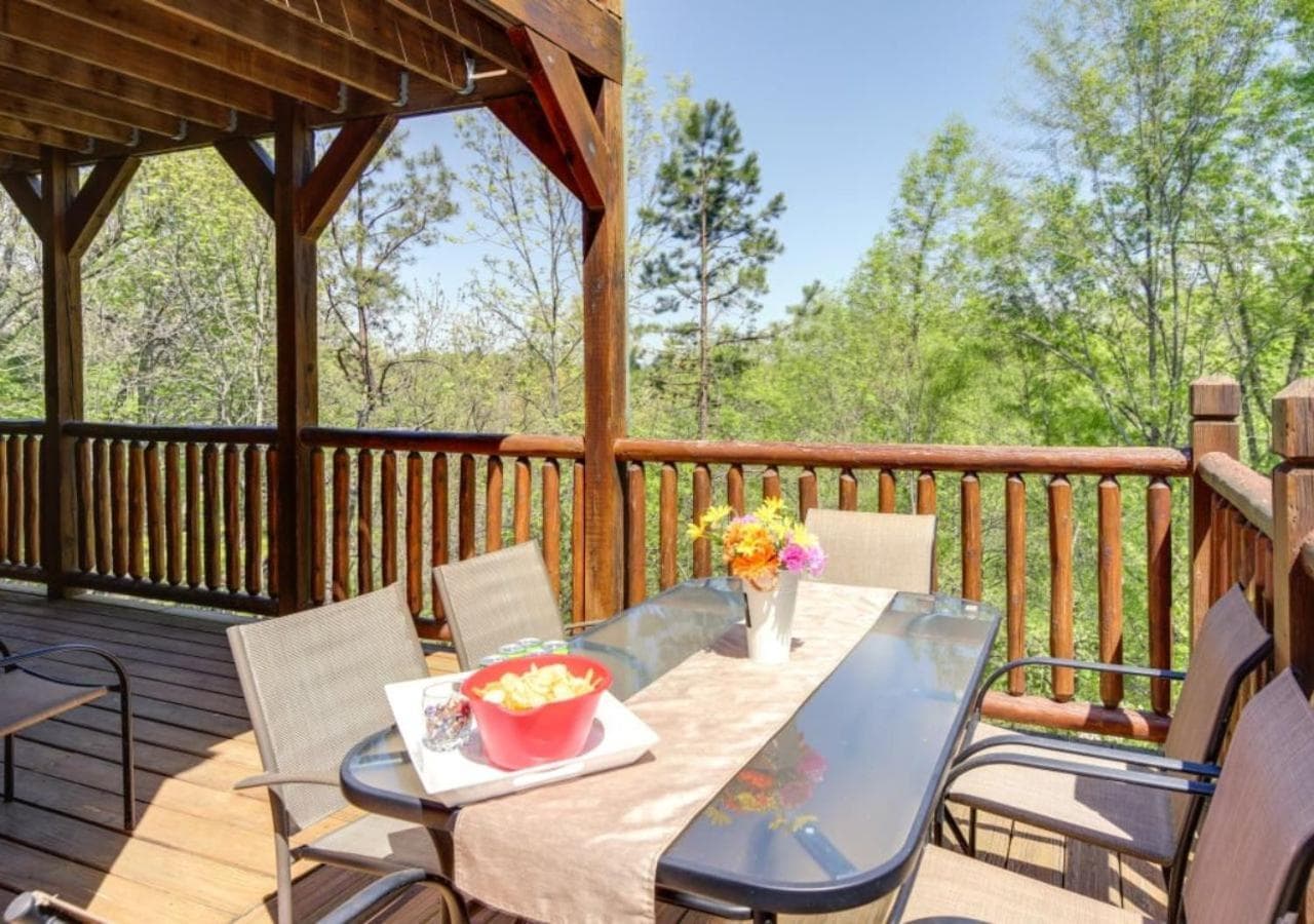 Family Cabin with Hot Tub, Theater, Game Room, Wifi, & Sauna