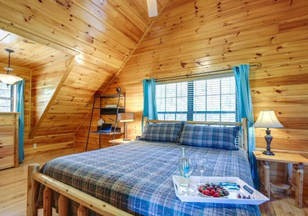 Family Cabin with Hot Tub, Theater, Game Room, Wifi, & Sauna