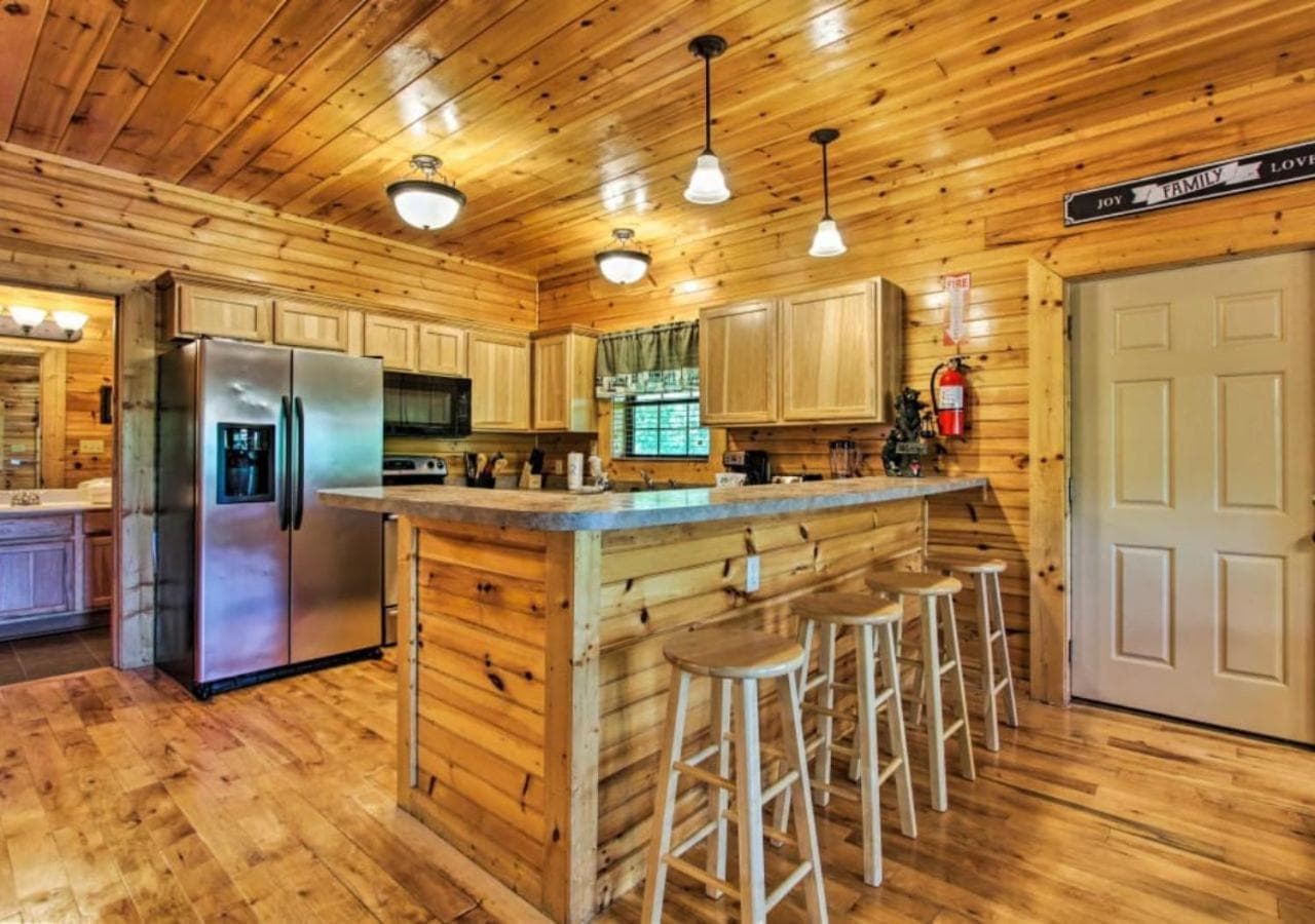 Family Cabin with Hot Tub, Theater, Game Room, Wifi, & Sauna