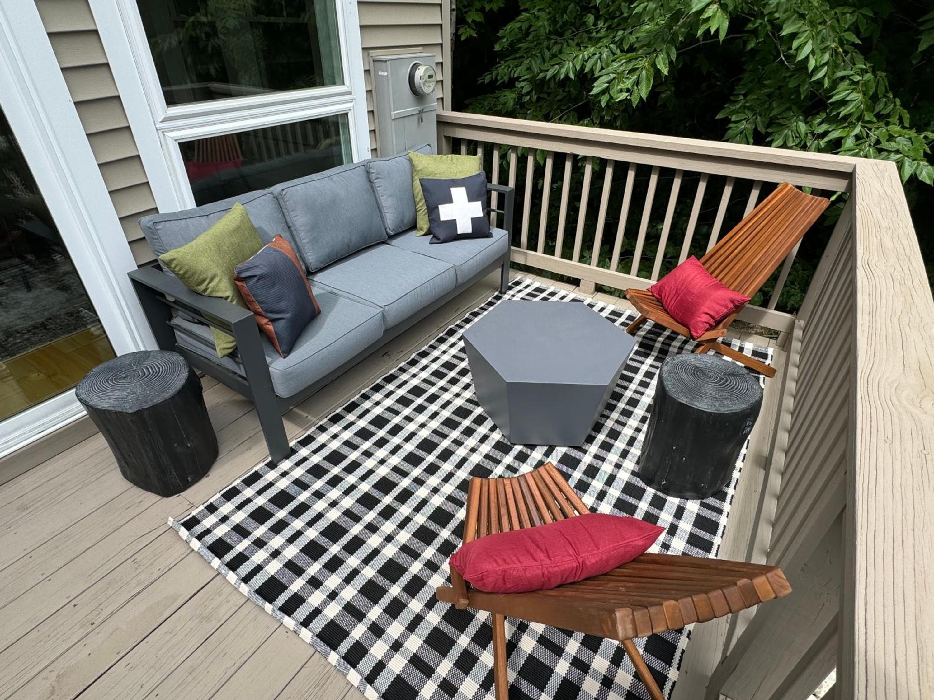 '"Luxury Mountain Getaway'" Sauna, Hot Tub, Massage Chair, Pool Table