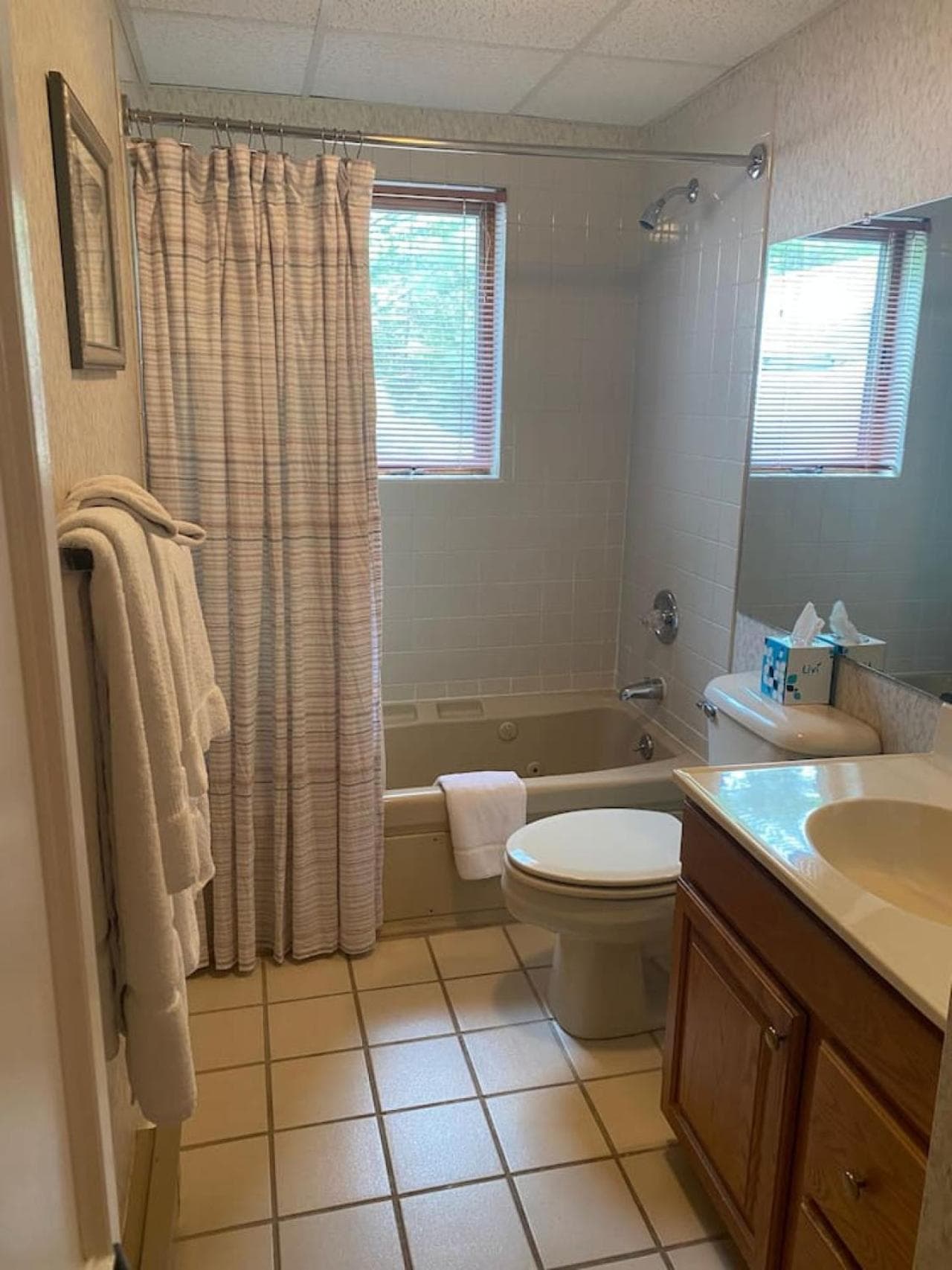 Attitash Townhouse: AC, Pool, Storyland, Saco River