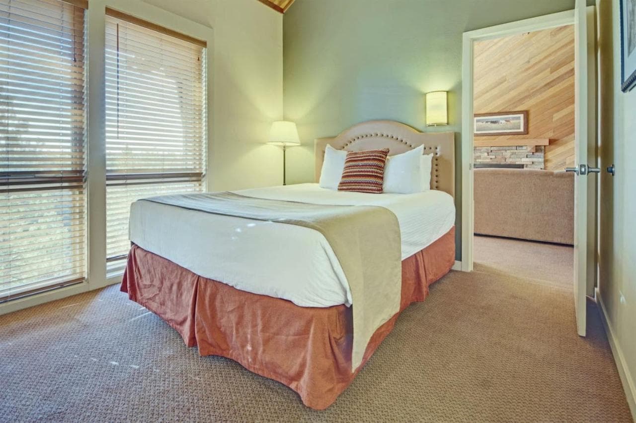WorldMark Bend Seventh Mountain Resort - 1BD Sleep