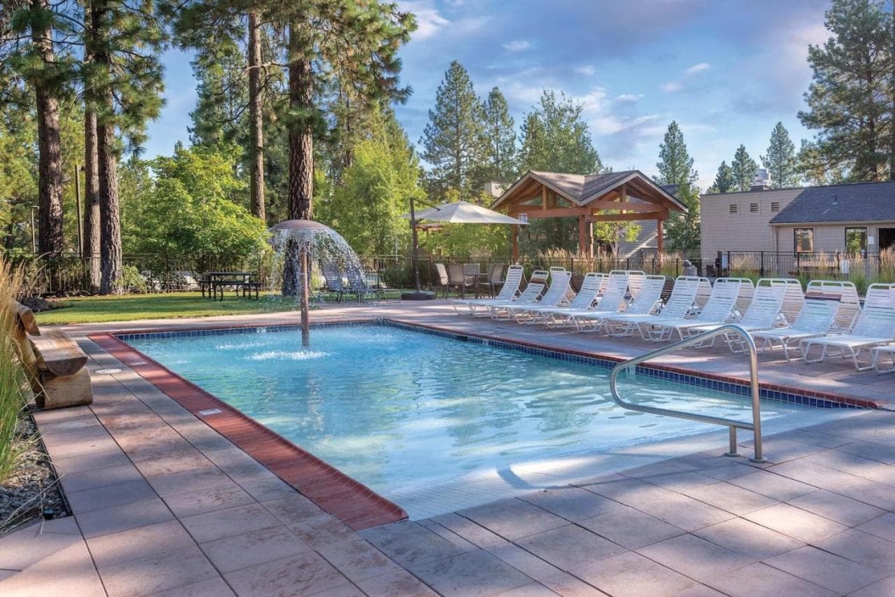WorldMark Bend Seventh Mountain Resort - 1BD Sleep