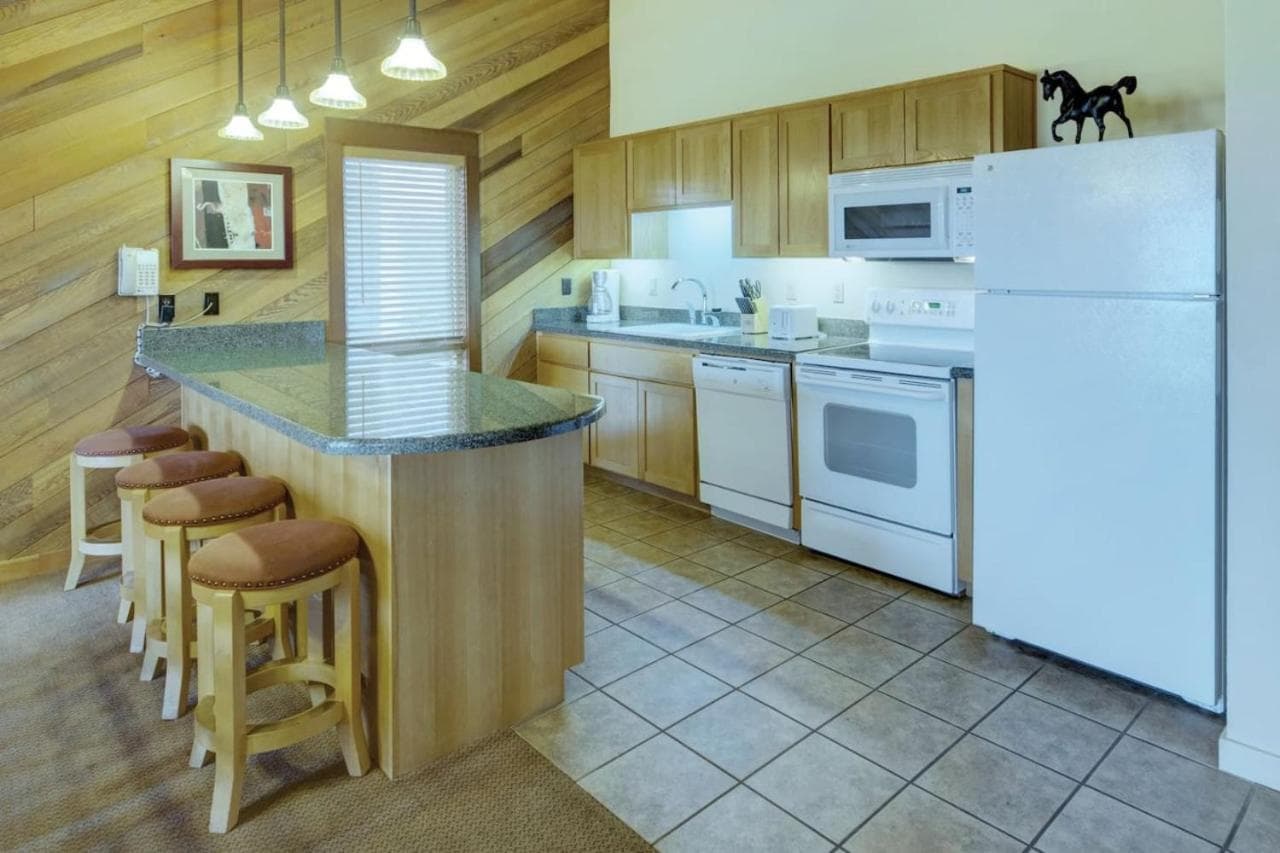 WorldMark Bend Seventh Mountain Resort - 2BD Sleep