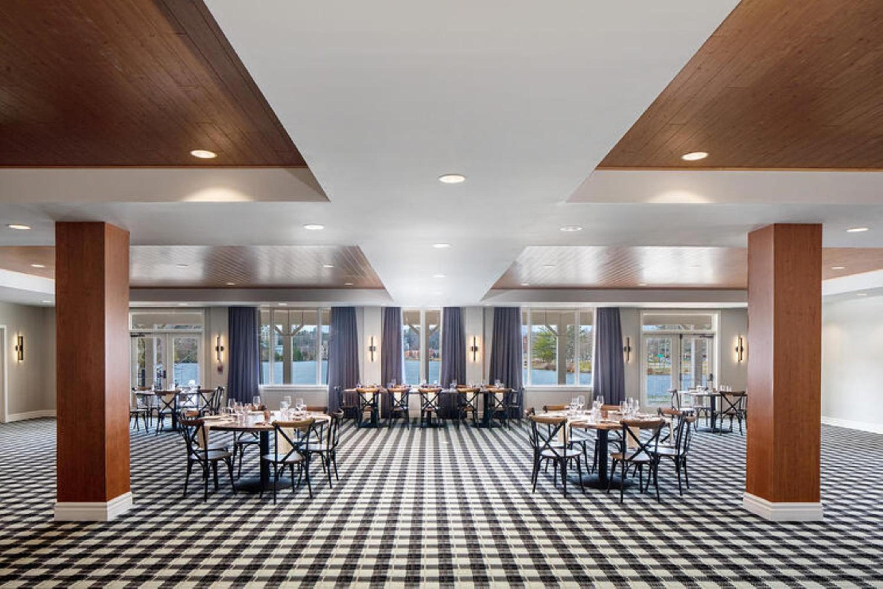 voco Saranac Lake NY - Waterfront by IHG