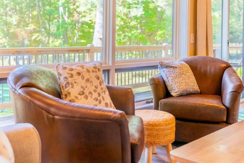 ADK Whiteface Chalet with Hot Tub, Dog Friendly!