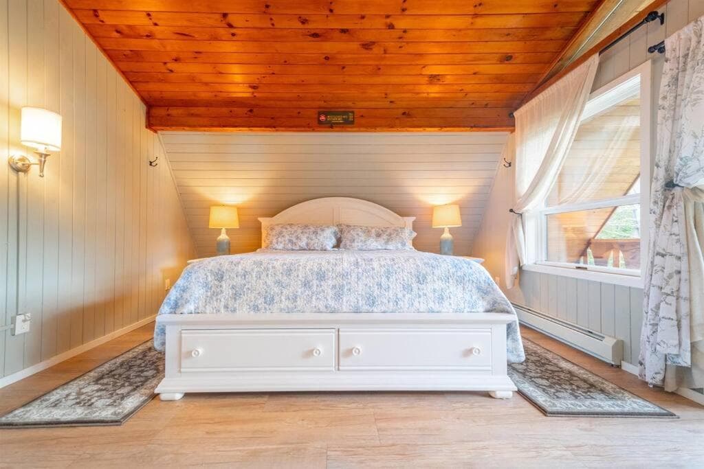 ADK Whiteface Chalet with Hot Tub, Dog Friendly!