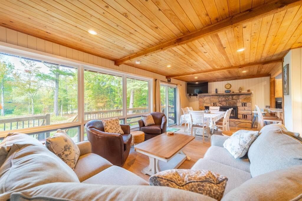 ADK Whiteface Chalet with Hot Tub, Dog Friendly!