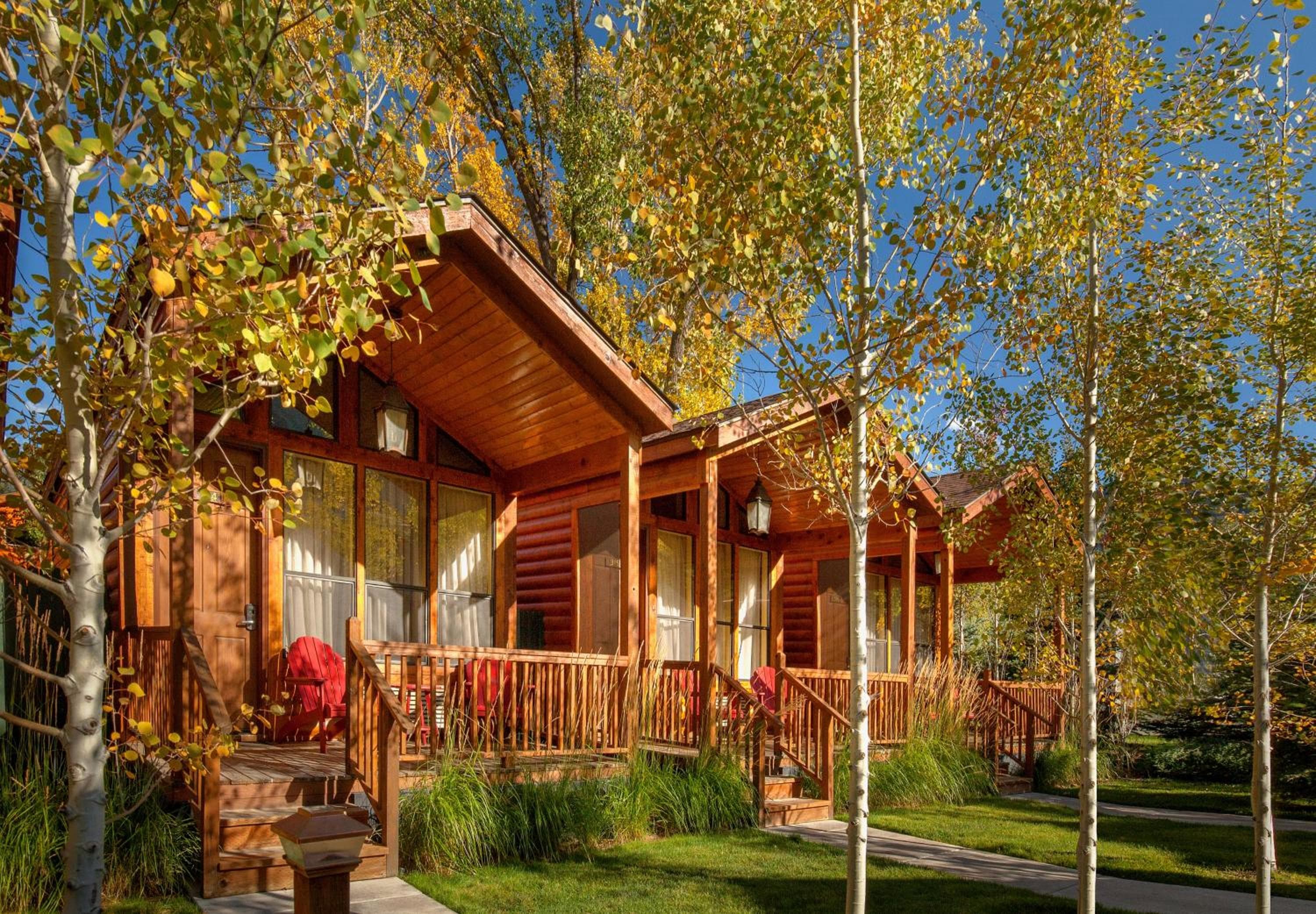 Rustic Inn Creekside