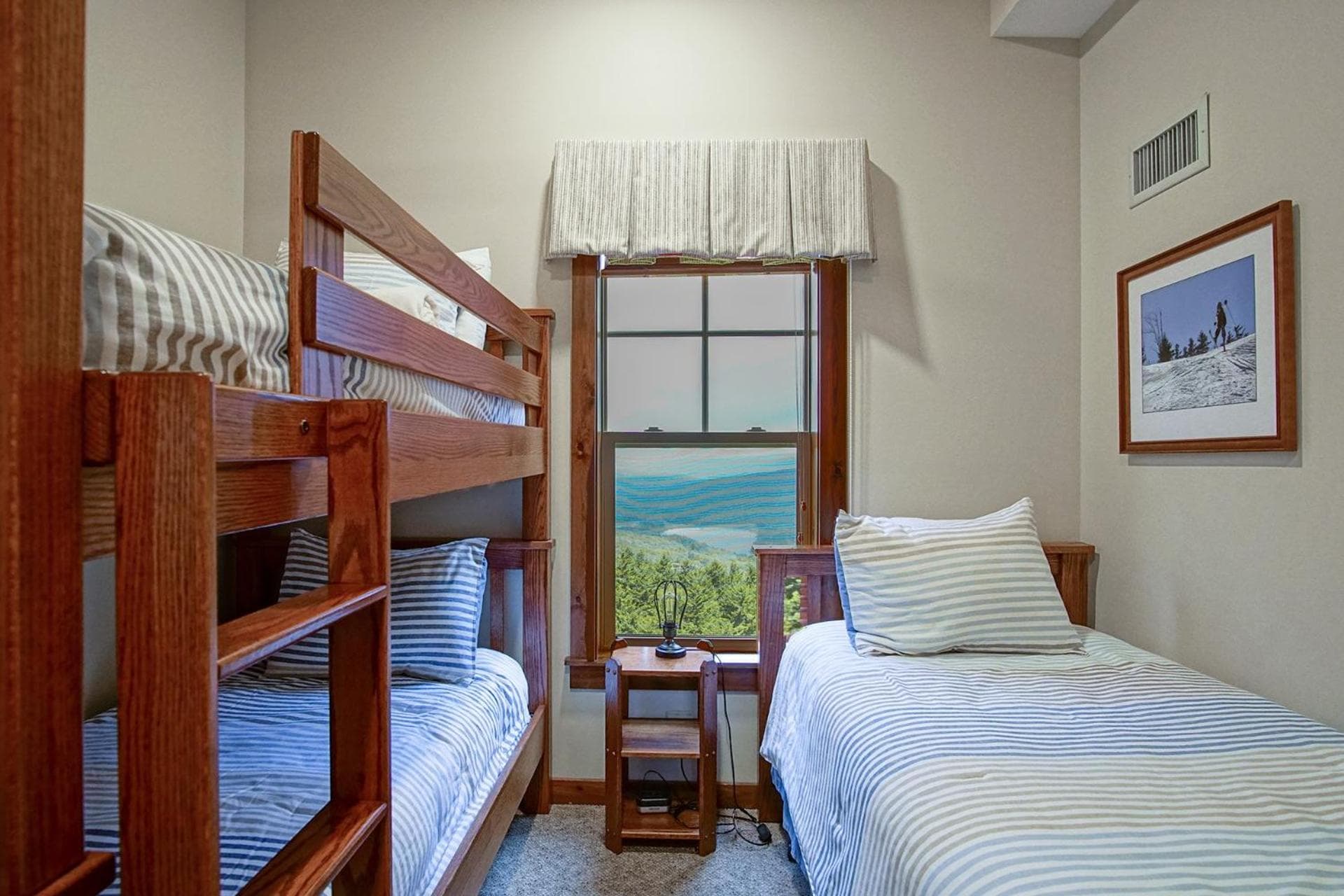 Soaring Eagle #404: 3 bedroom 2 bath Corner Penthouse