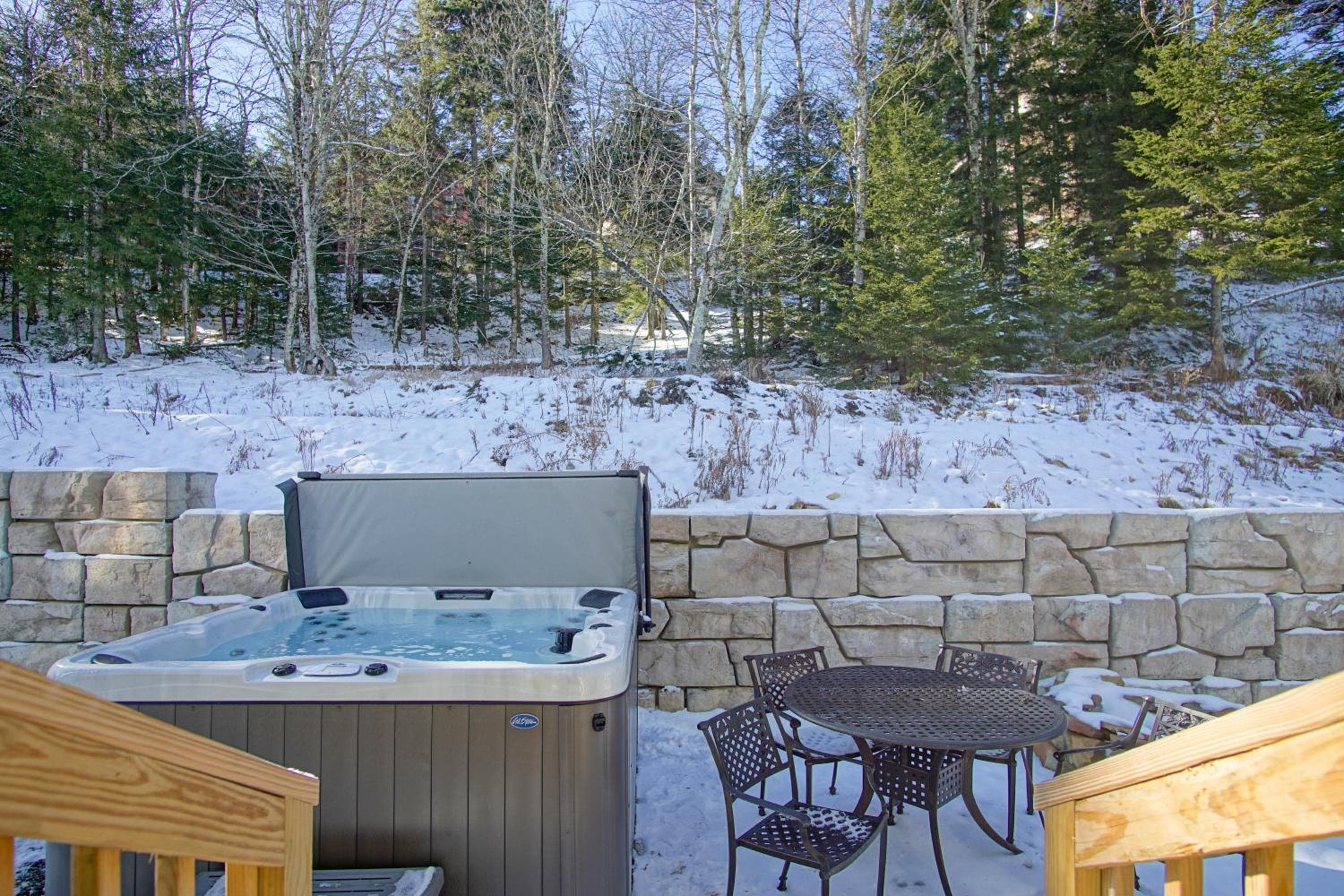 3 Br: Sanctuary 185 at Snowshoe