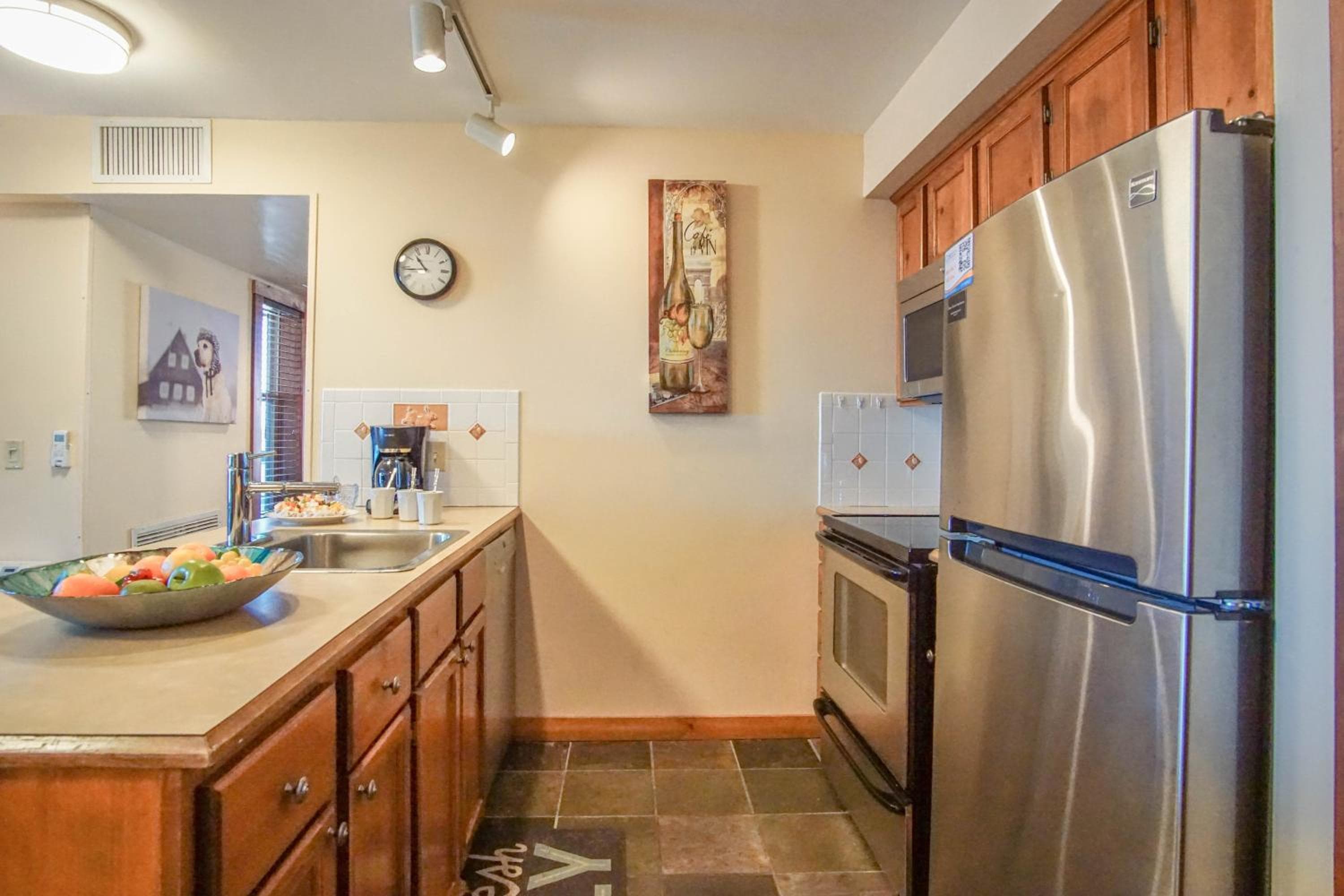 2 Br: Rimfire 214 - Great Western Views on large deck corner unit