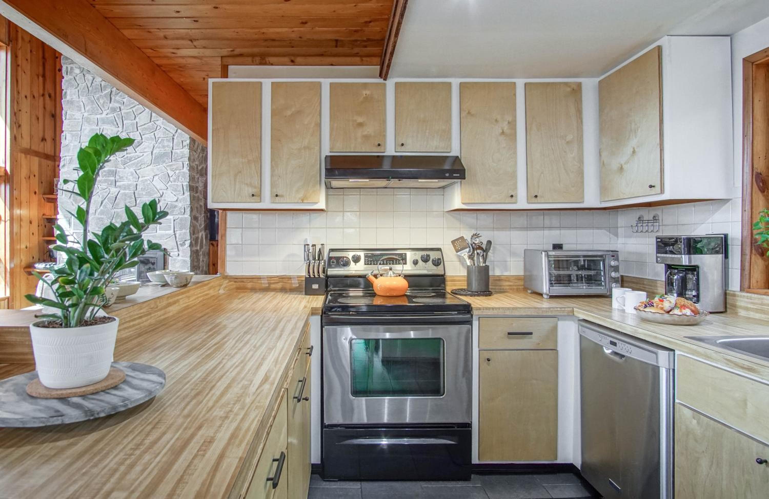 3 Br: N Westridge 222-7 Alpenglow: 3BR,2 Bath