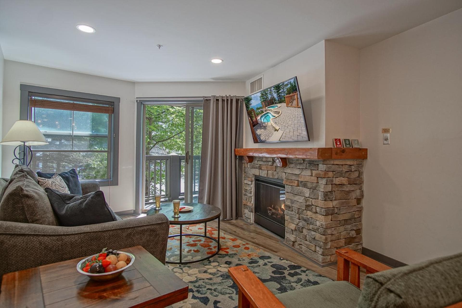 Rimfire 259 : Walking distance to village,slopes, 1 Br Sleeps 4