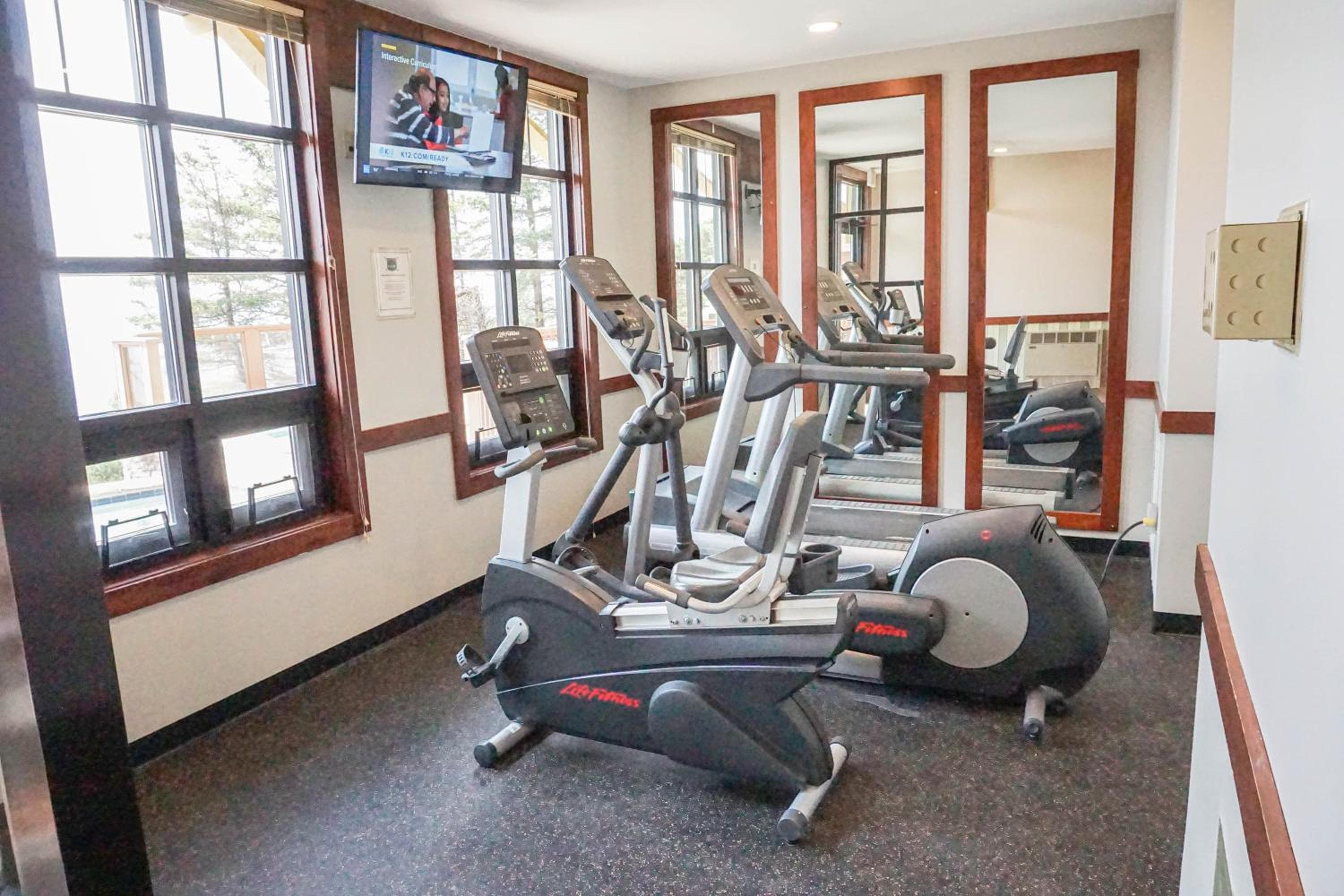 Rimfire 162 Cozy STUDIO in the heart of the Village!