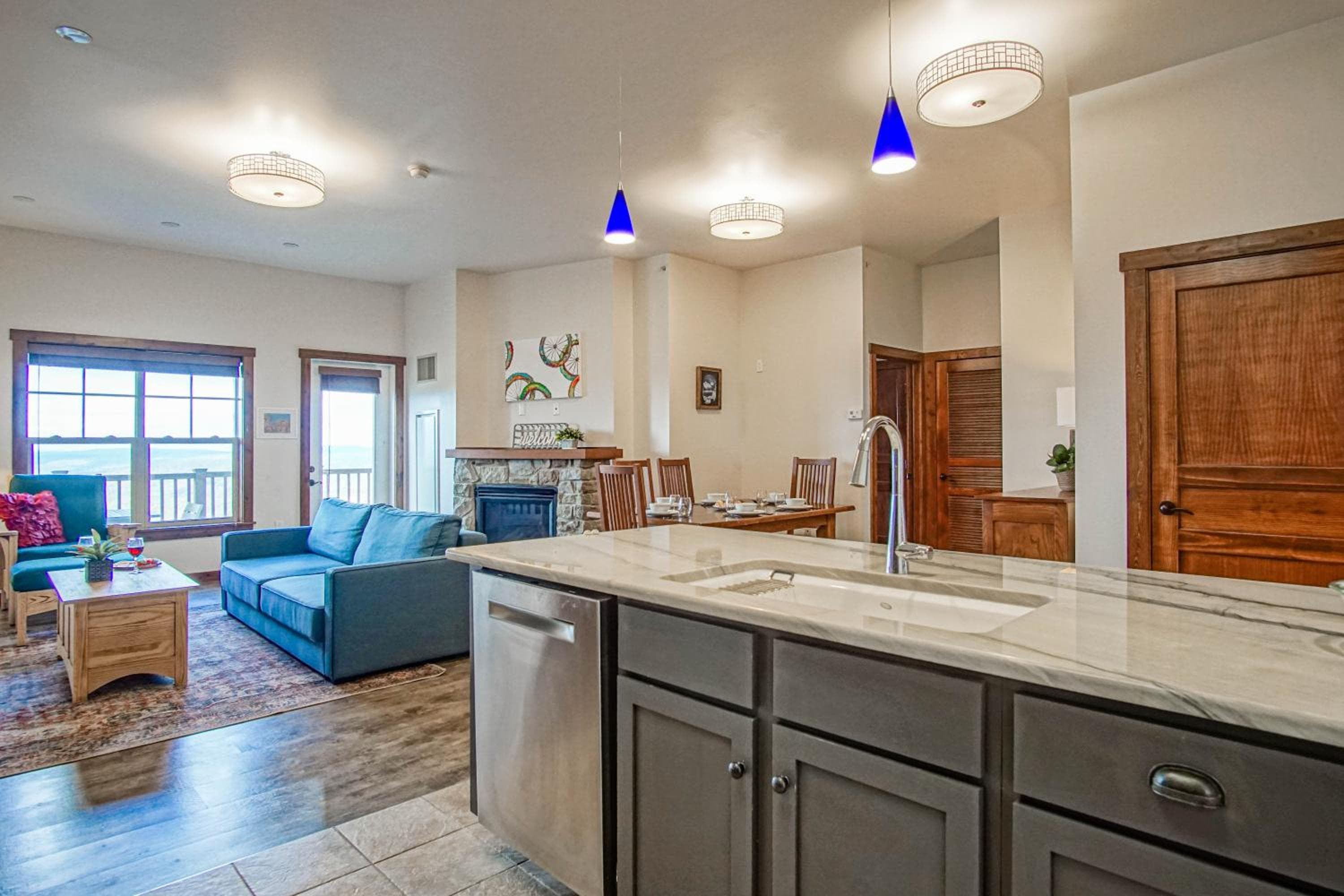 Soaring Eagle #403: 2 Bedrooms, 2 Full Baths