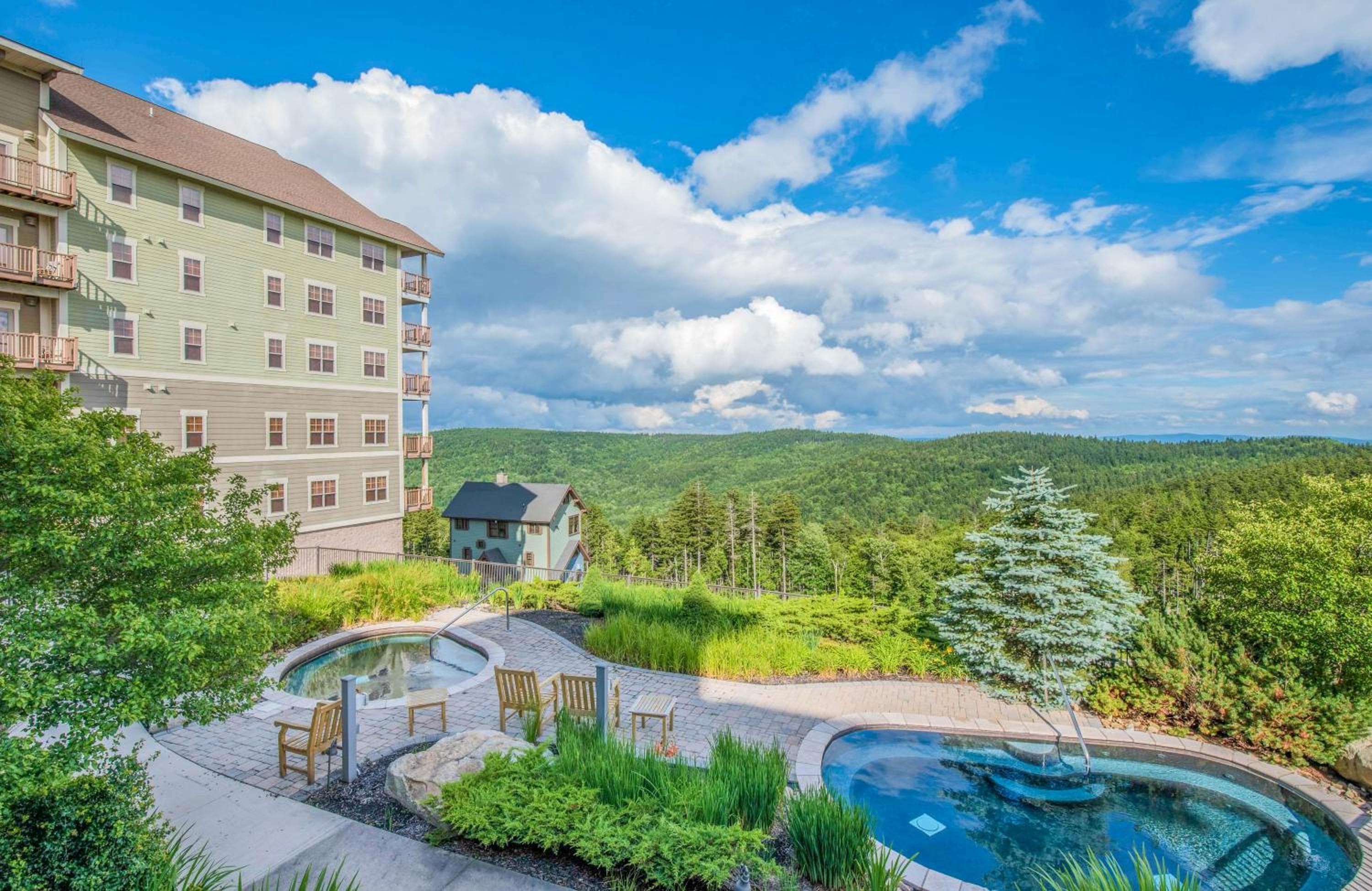 Soaring Eagle #403: 2 Bedrooms, 2 Full Baths