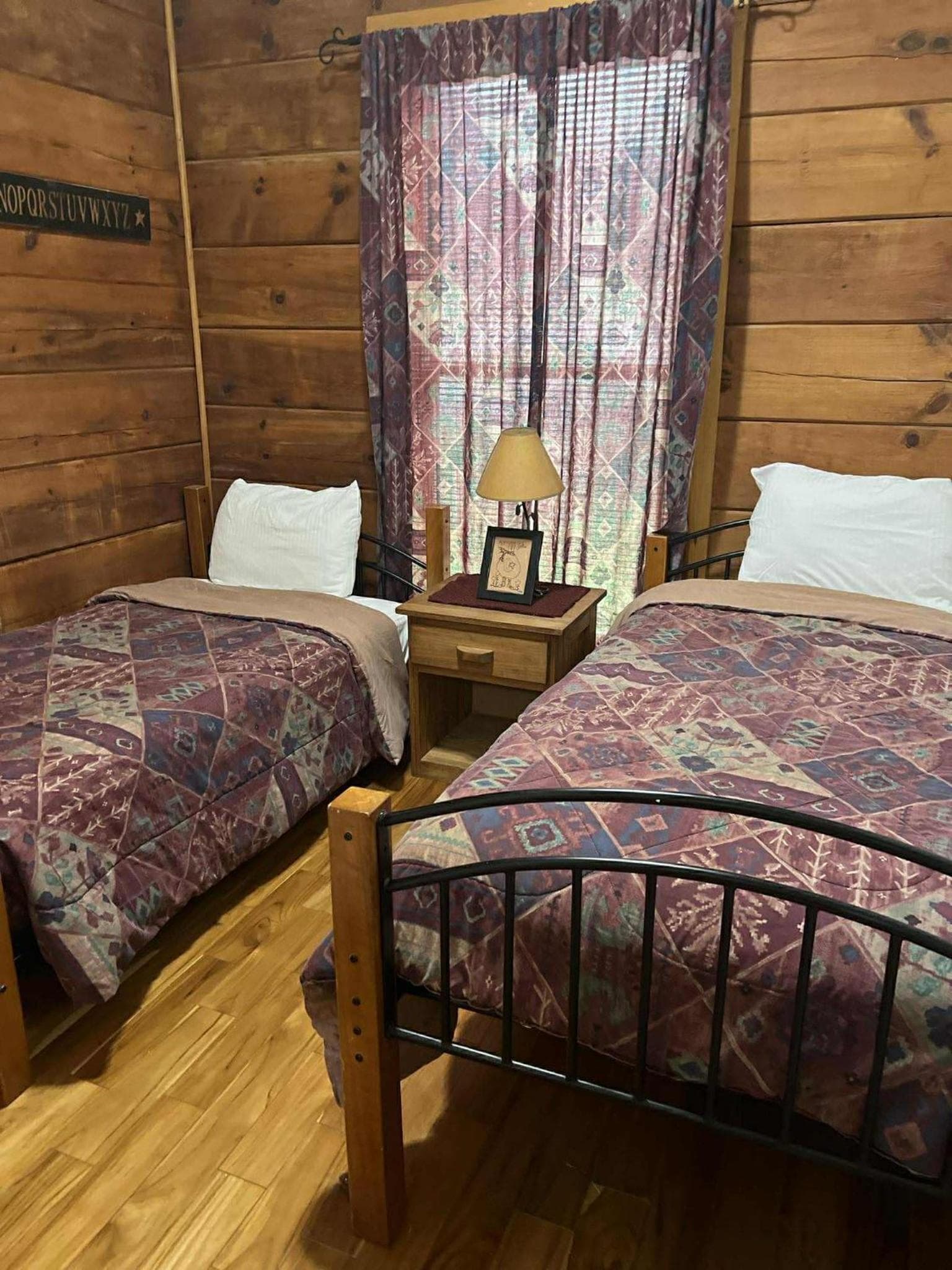 4 BR: Timbers #1 Stand alone Cabin