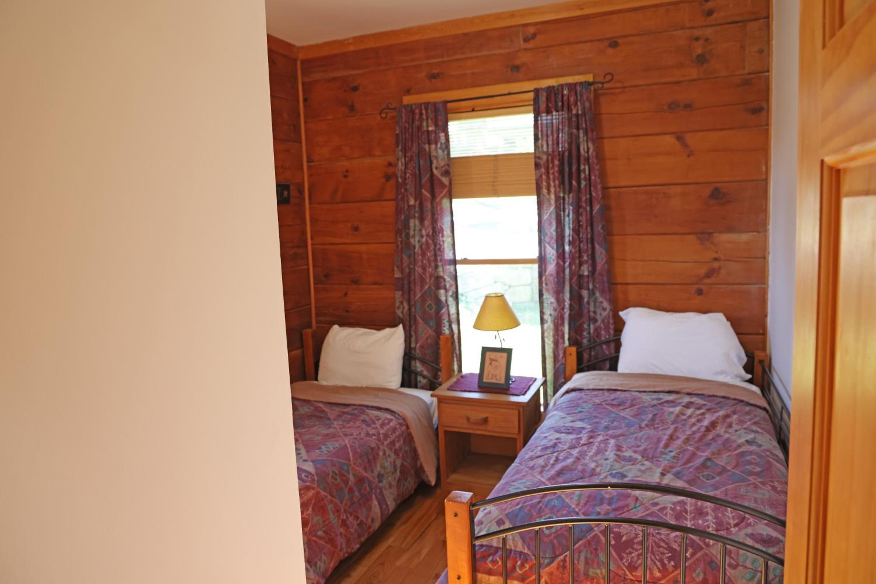 4 BR: Timbers #1 Stand alone Cabin