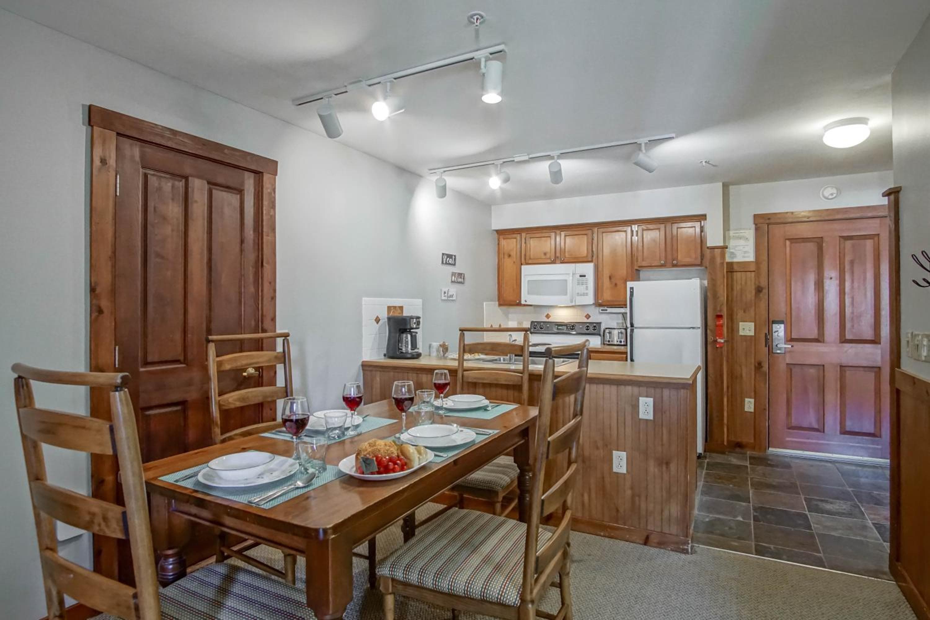 Rimfire 322 - Pocahontas Sunrise Perfect Location Sleeps 4