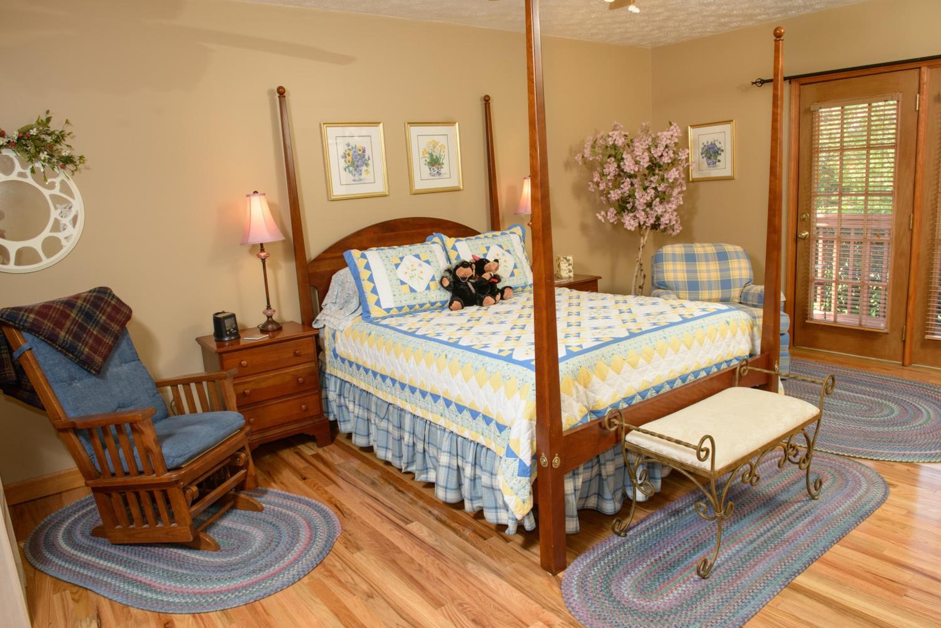 Berry Springs Lodge